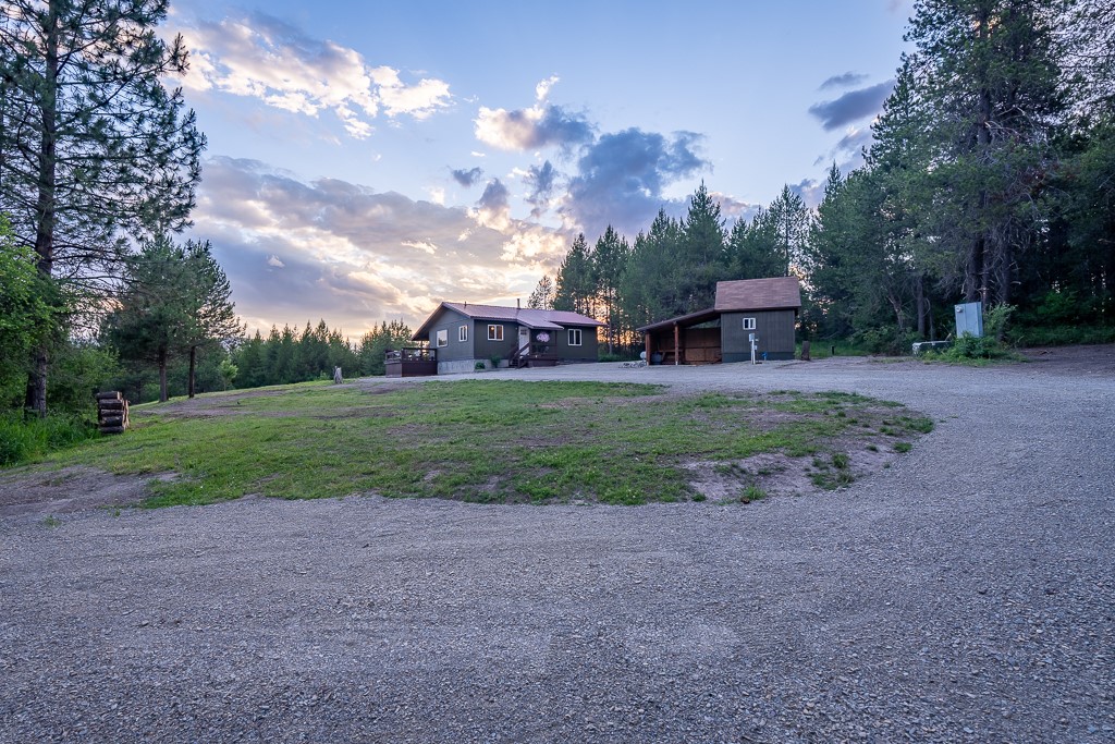 2658 Mt Highway 200 Property Photo 37