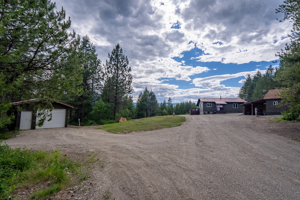 2658 Mt Highway 200 Property Photo 55