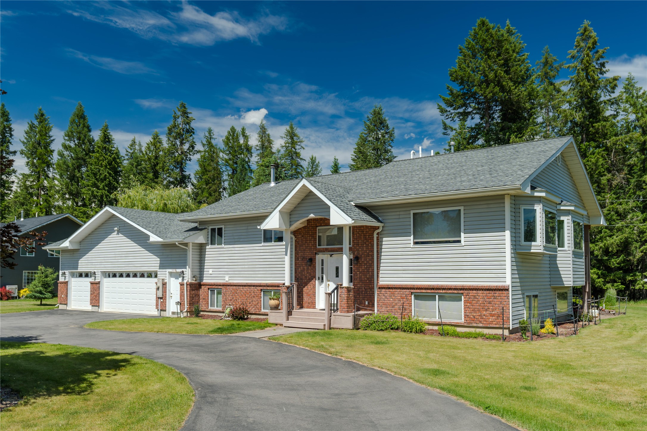 259 Highwood Drive Property Photo 2