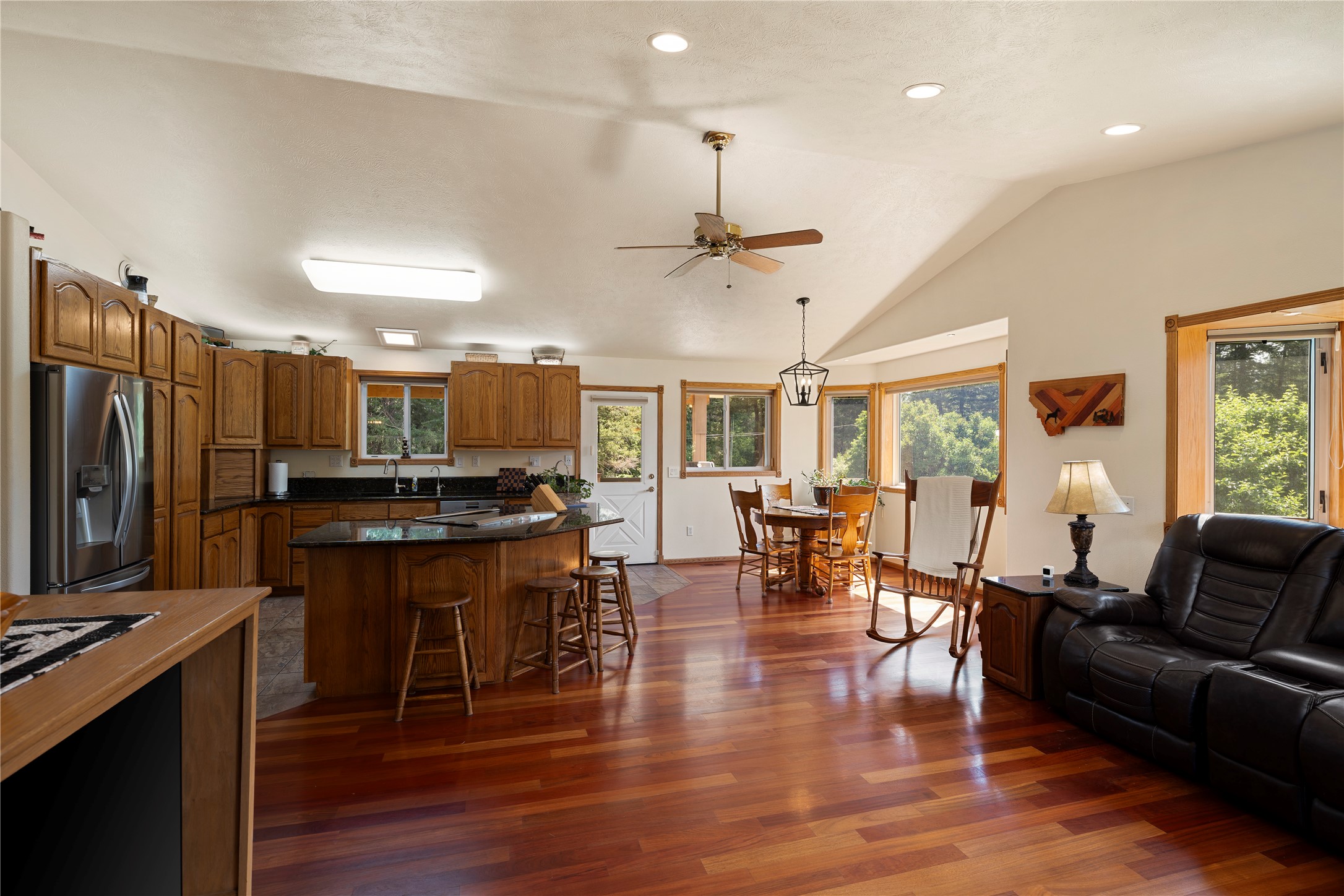 259 Highwood Drive Property Photo 8