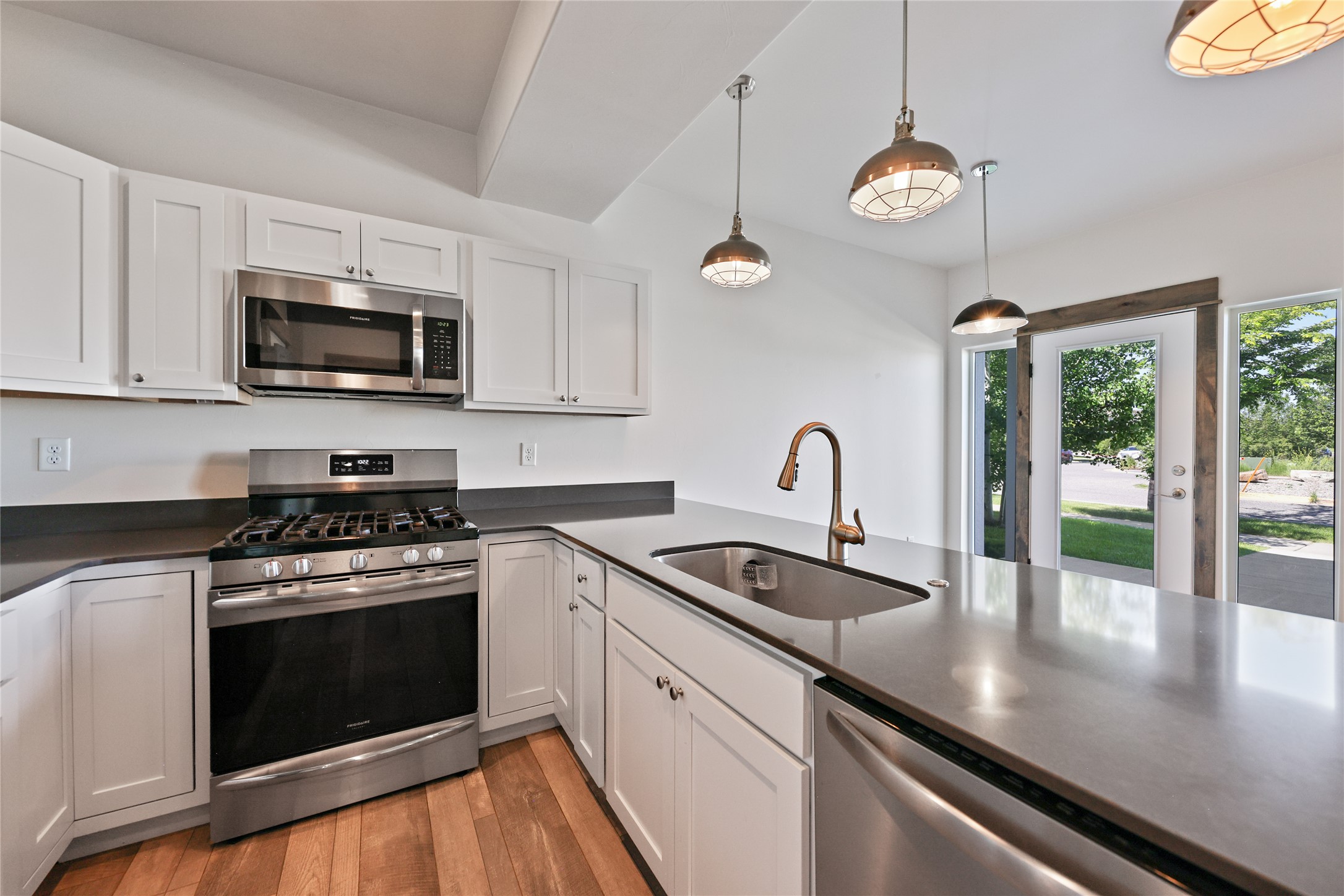 1245 Baxter Creek Way B Property Photo 5