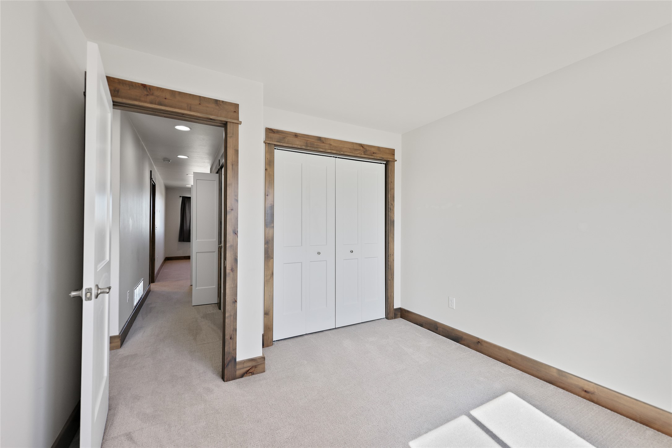1245 Baxter Creek Way B Property Photo 17