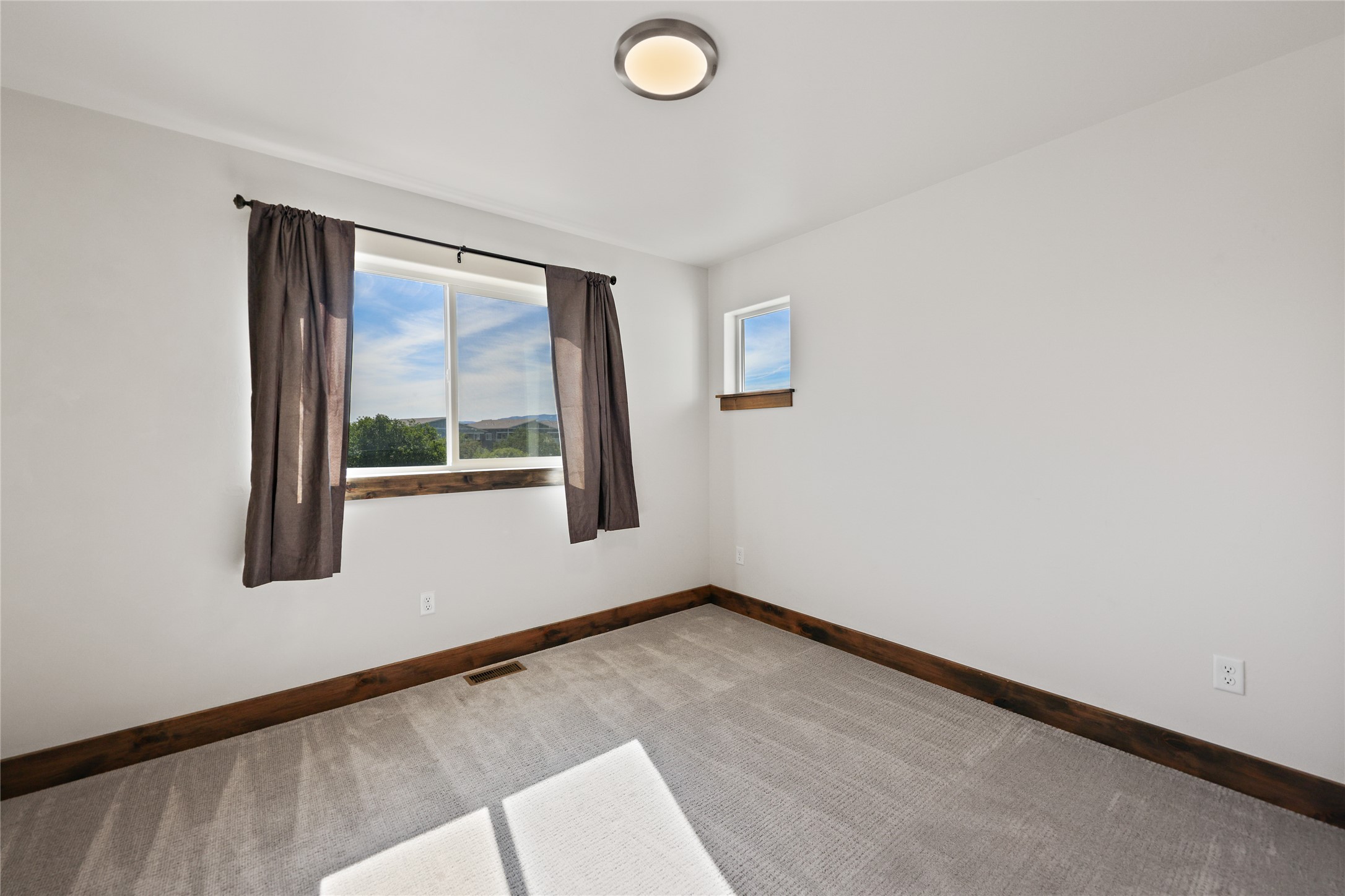 1245 Baxter Creek Way B Property Photo 18