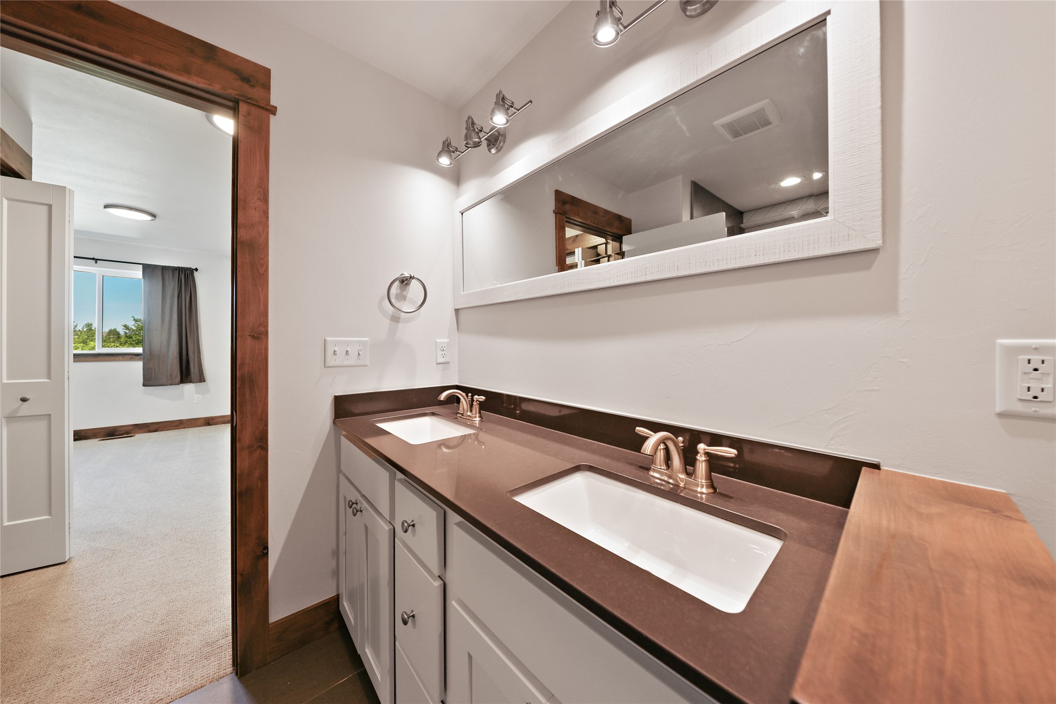 1245 Baxter Creek Way B Property Photo 33