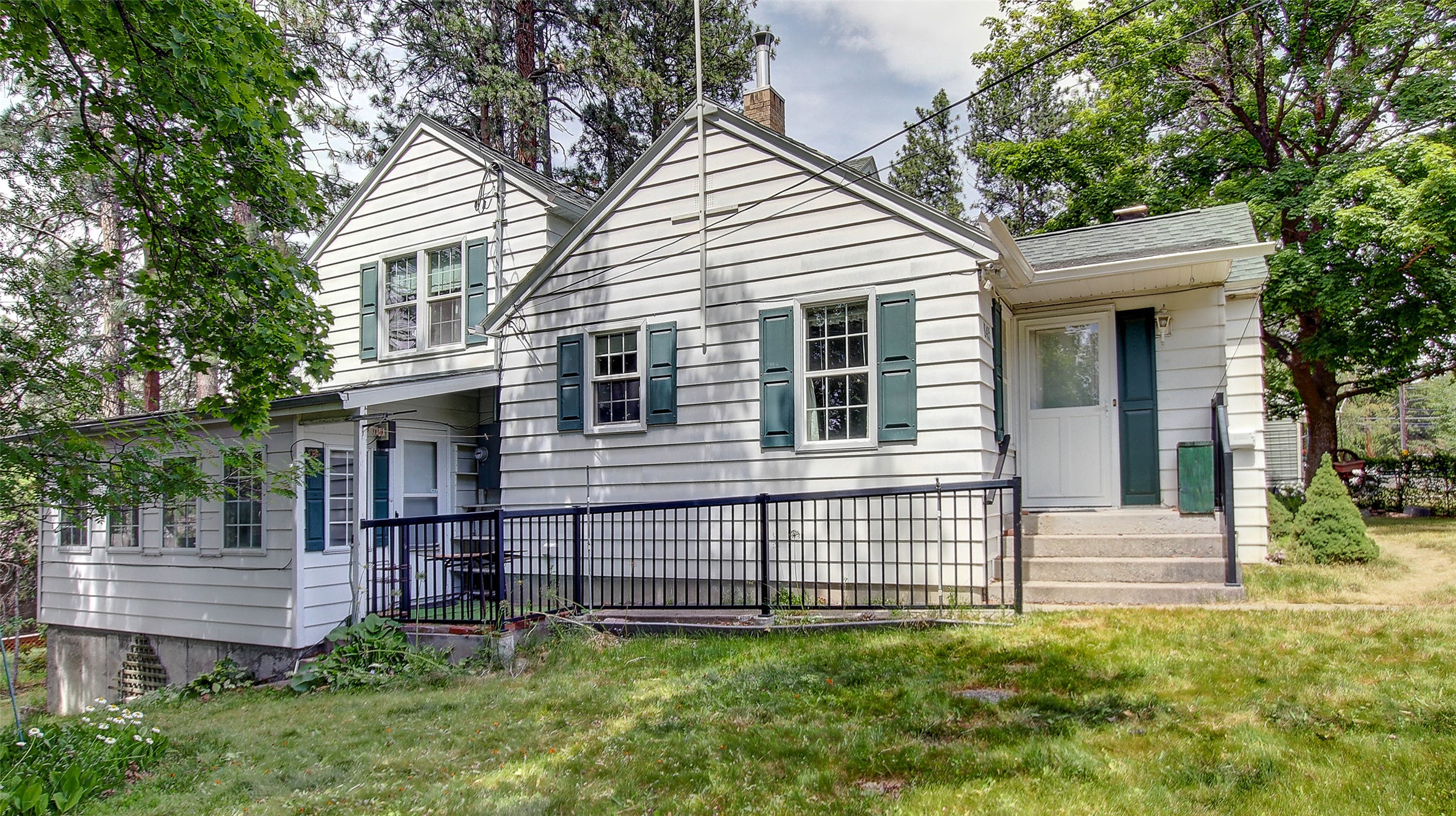 2405 Gilbert Avenue Property Photo 3