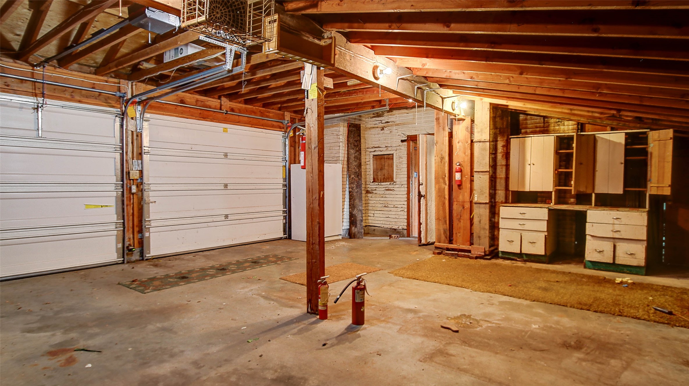 2405 Gilbert Avenue Property Photo 17