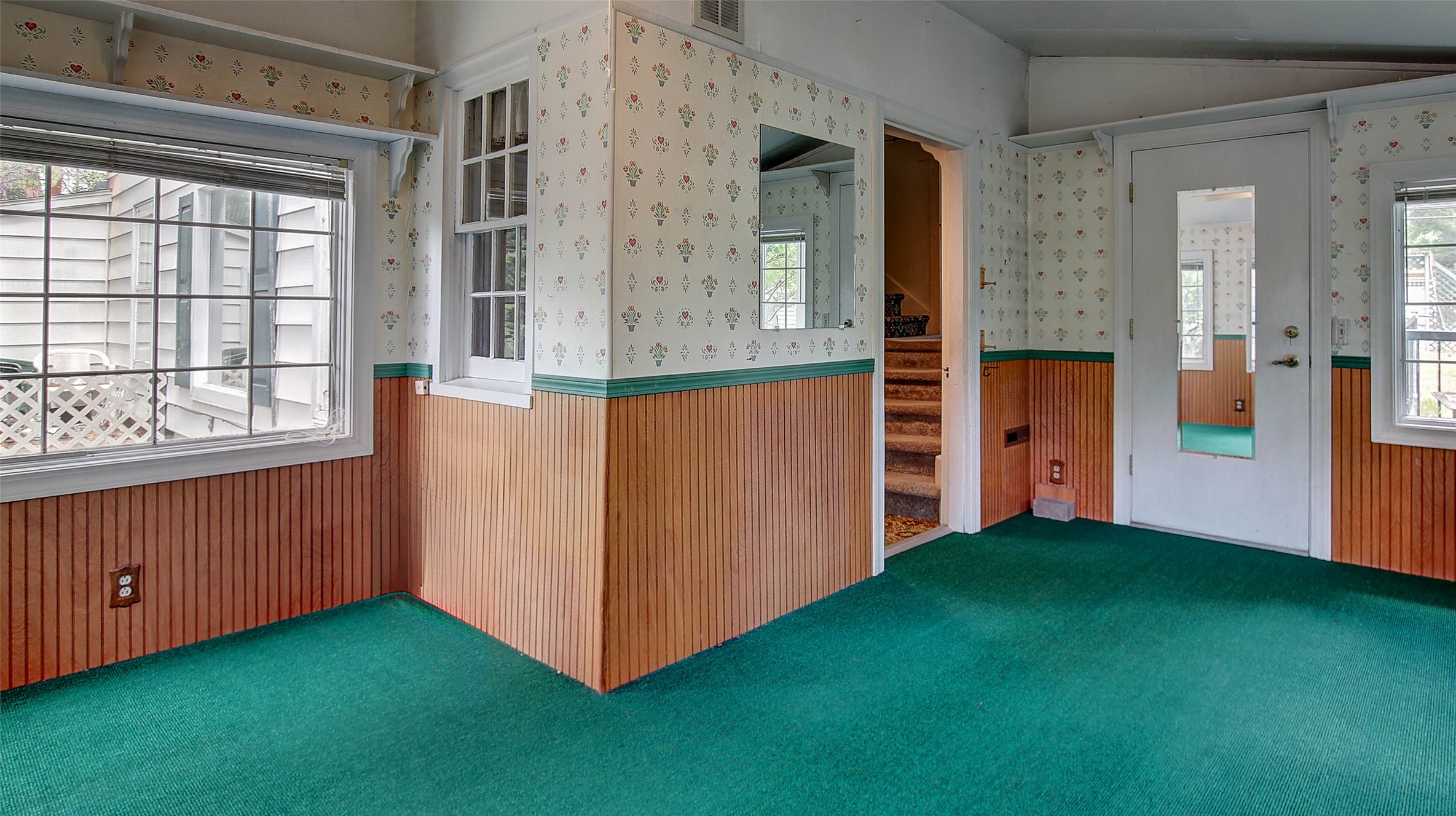 2405 Gilbert Avenue Property Photo 36