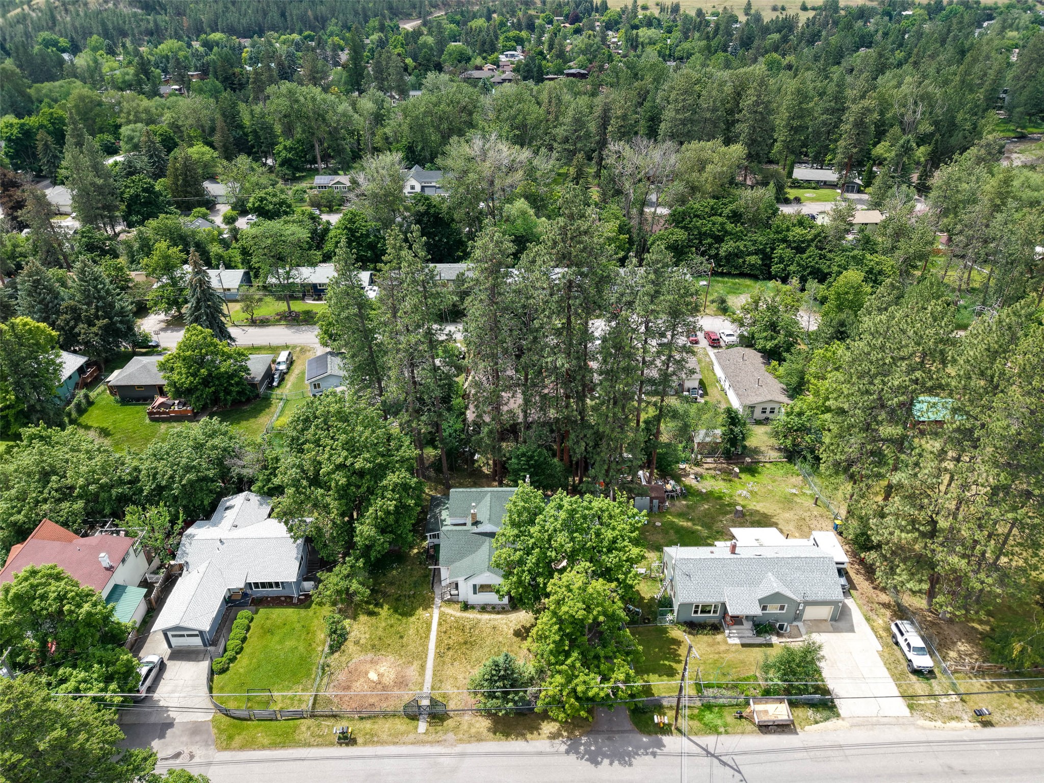2405 Gilbert Avenue Property Photo 44