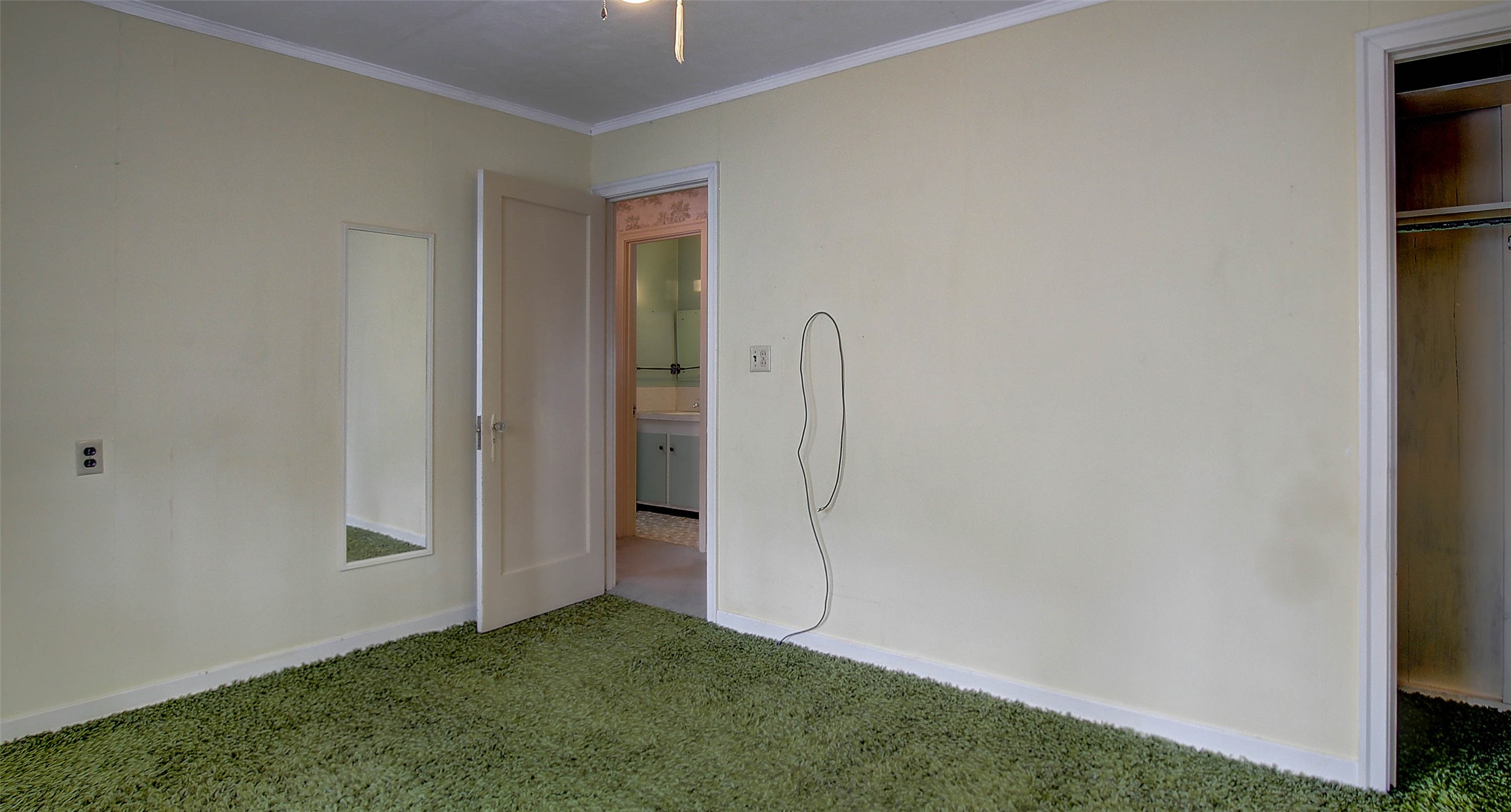 2405 Gilbert Avenue Property Photo 55
