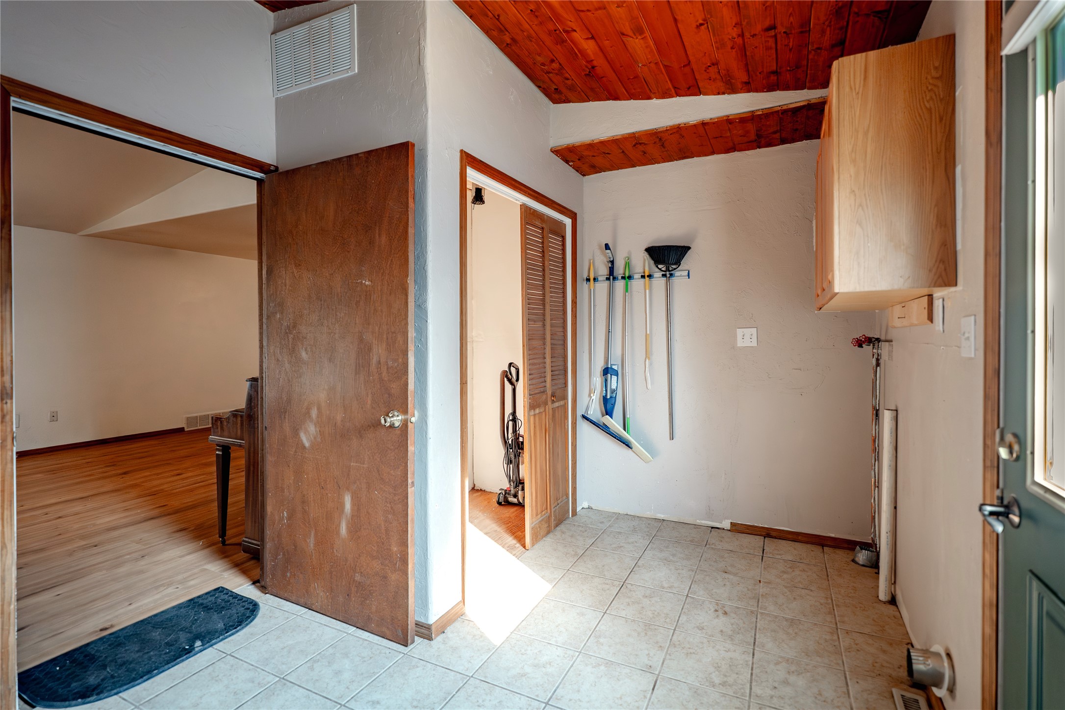 403 3rd Street Ne Property Photo 48