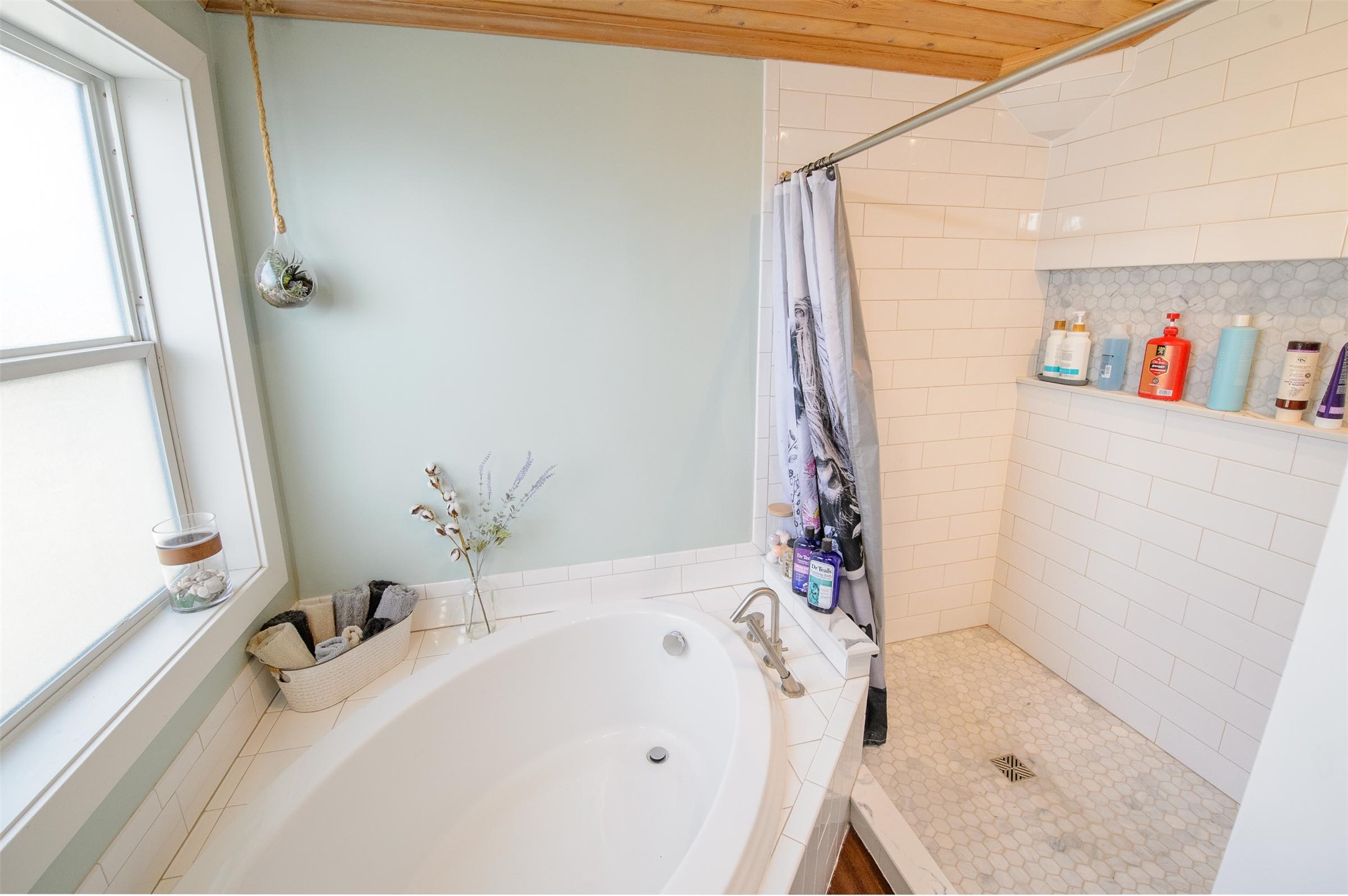 12710 Mt Highway 200 Property Photo 23
