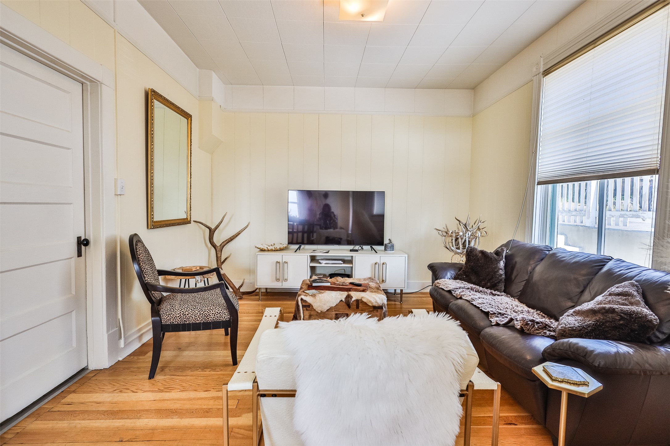 527 Edison Street Property Photo 8
