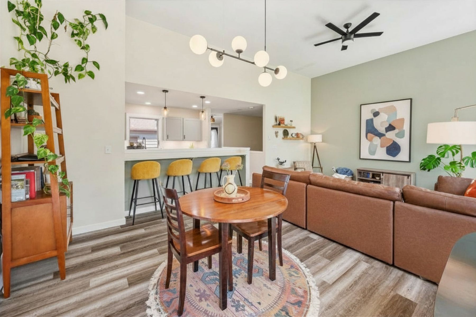 2437 Sunlight Circle Property Photo 1