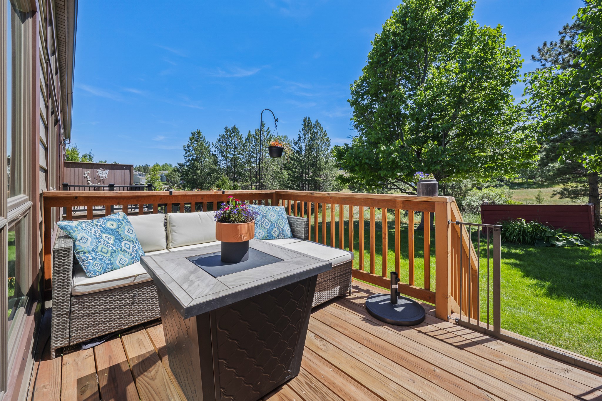 2437 Sunlight Circle Property Photo 13