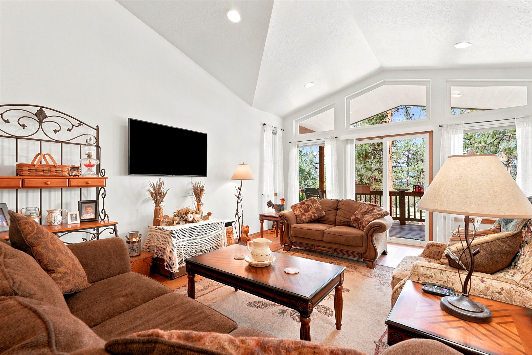610 El Capitan Loop Property Photo 6