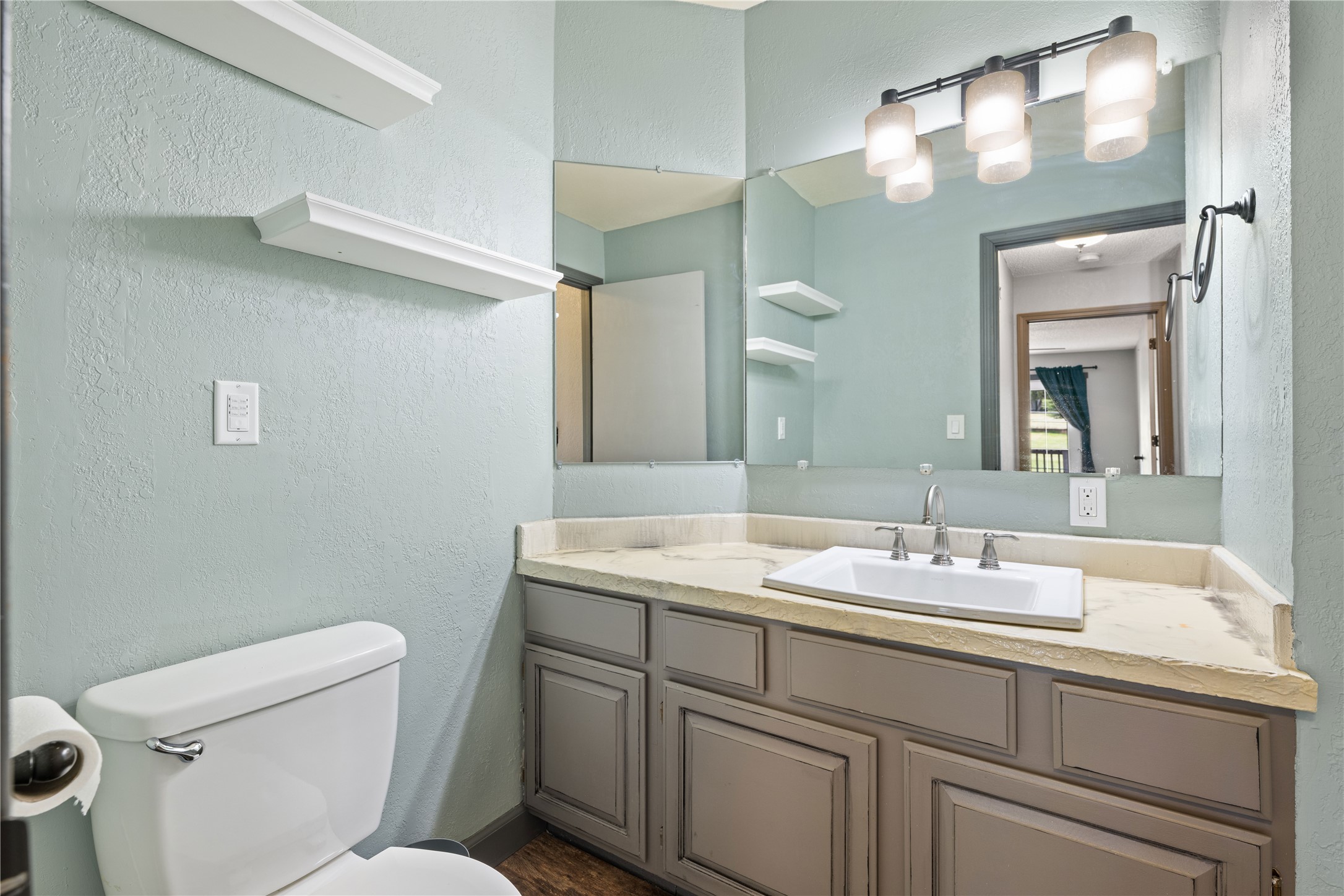 202 Meadow View Drive Property Photo 44