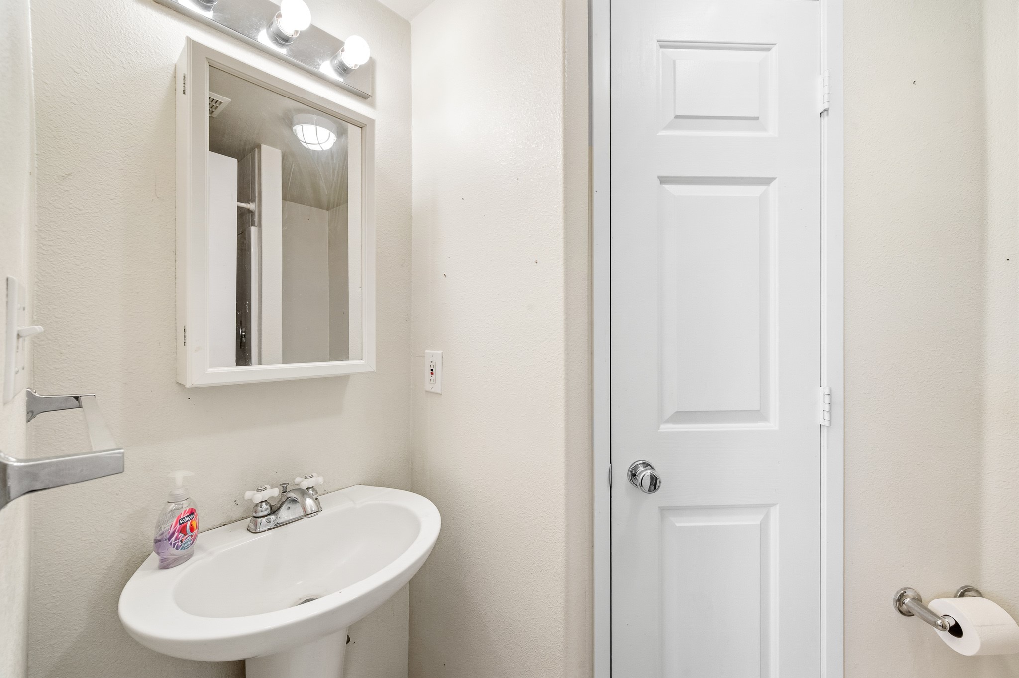 117 S Cleveland Street Property Photo 11