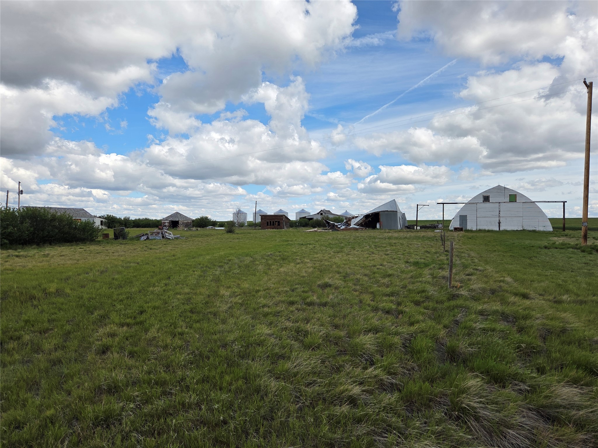390 W Comwell Road Property Photo 2