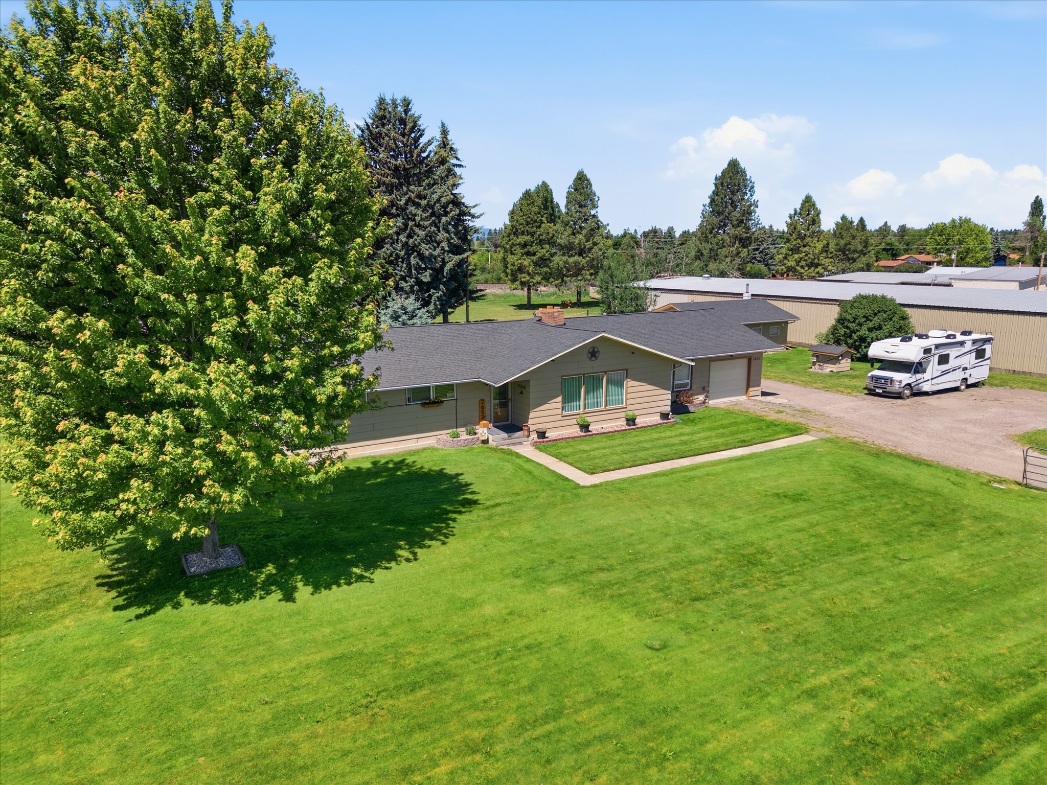 2652 Hwy 2 E Property Photo 31