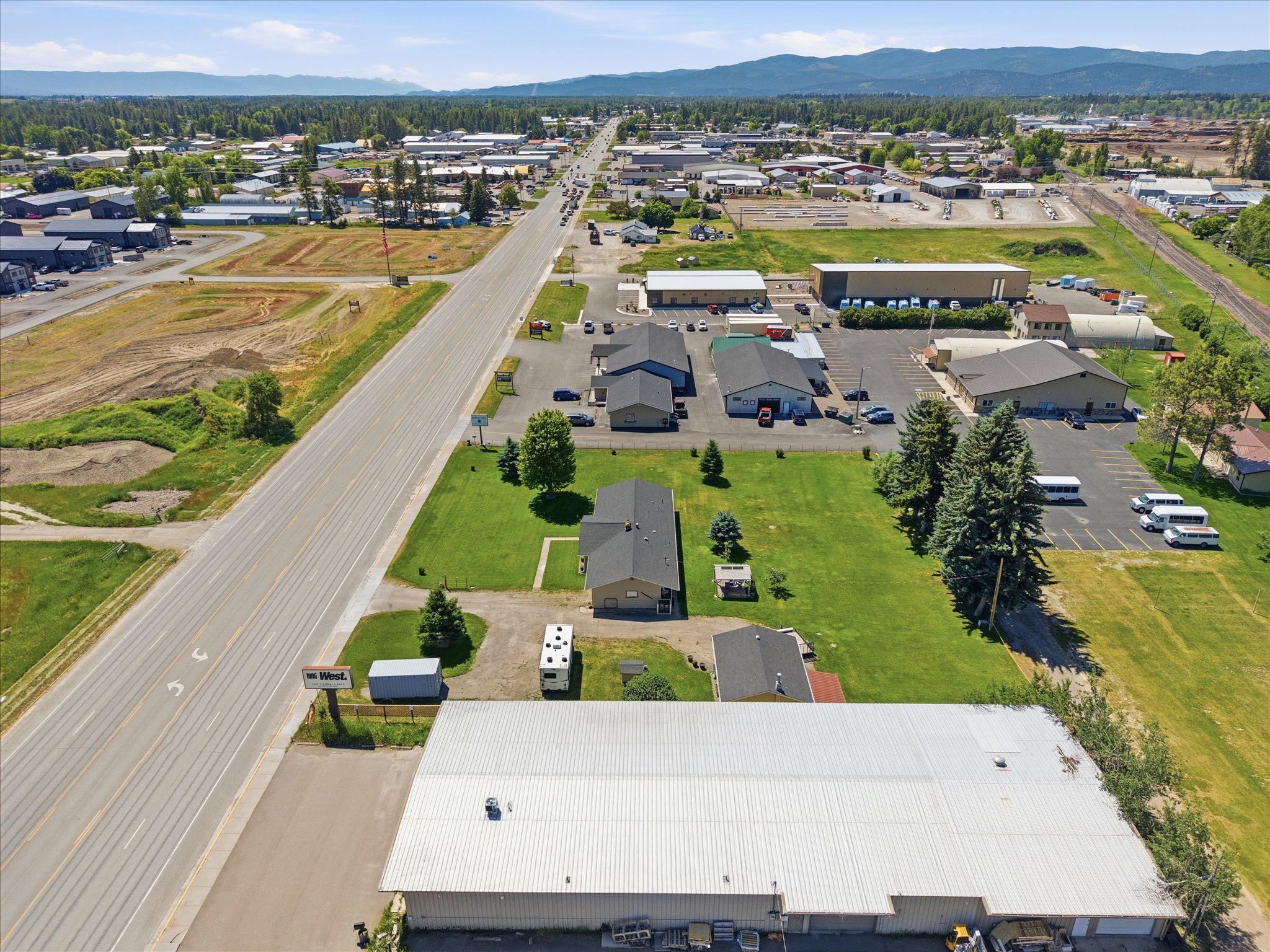 2652 Hwy 2 E Property Photo 38