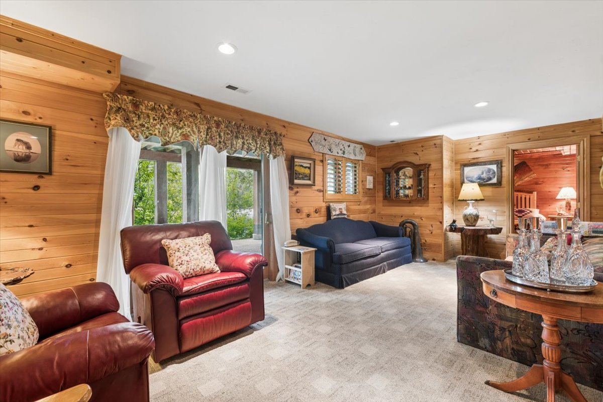 14529 Sunburst Drive Property Photo 40