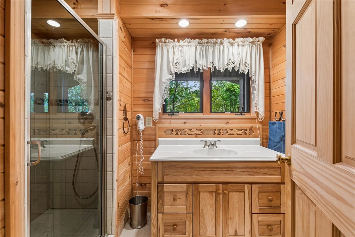 14529 Sunburst Drive Property Photo 45