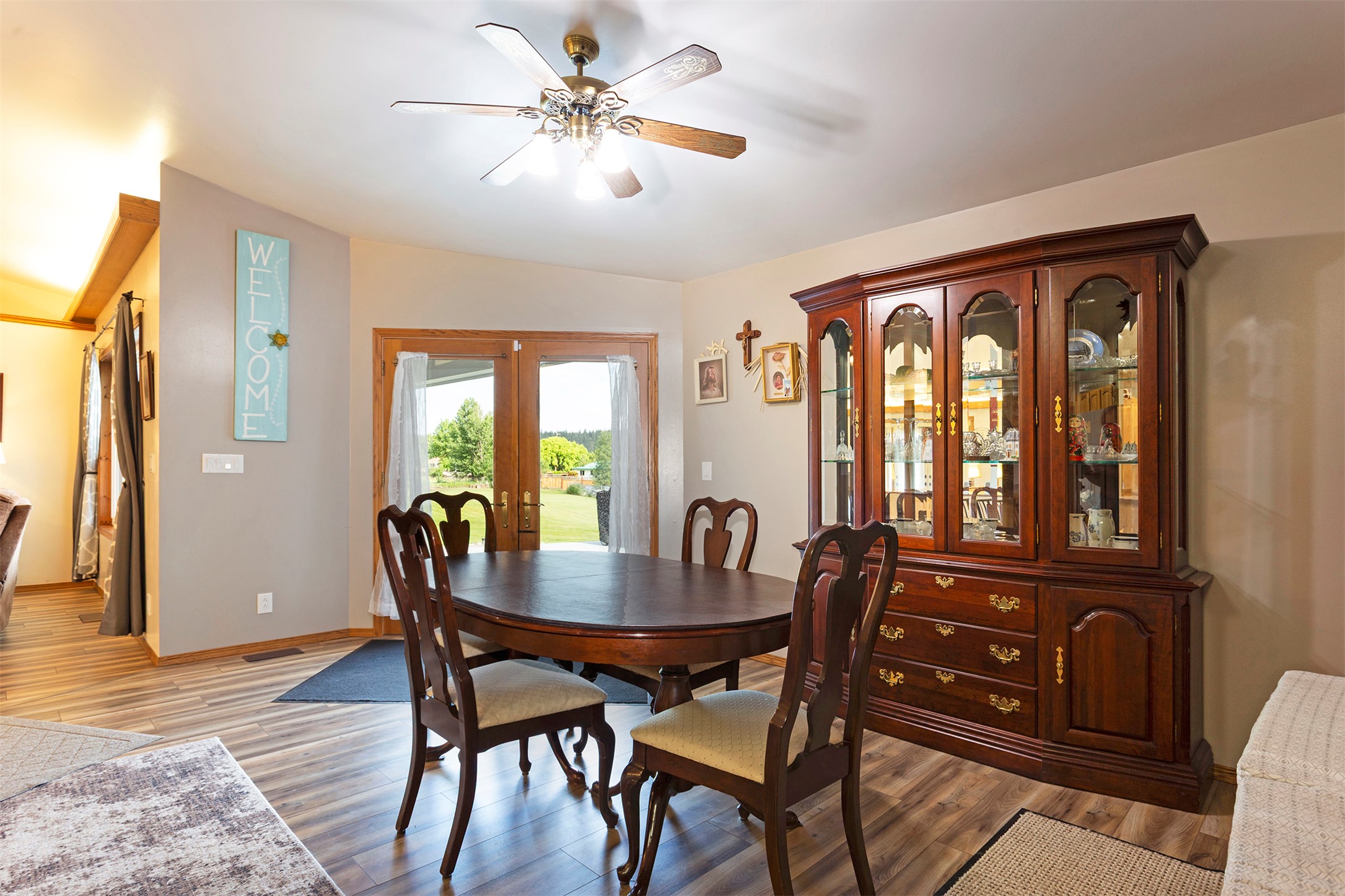 23588 Mullan Road Property Photo 11