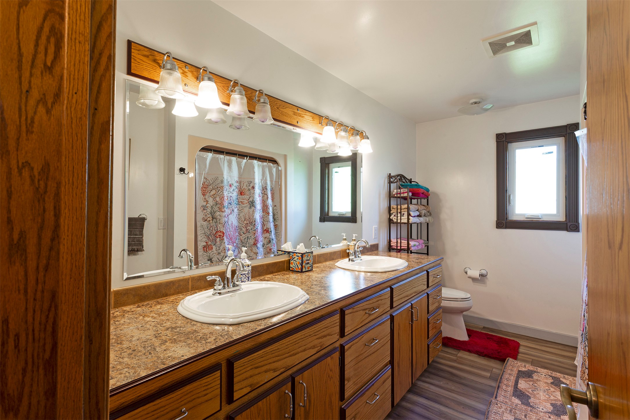 23588 Mullan Road Property Photo 13