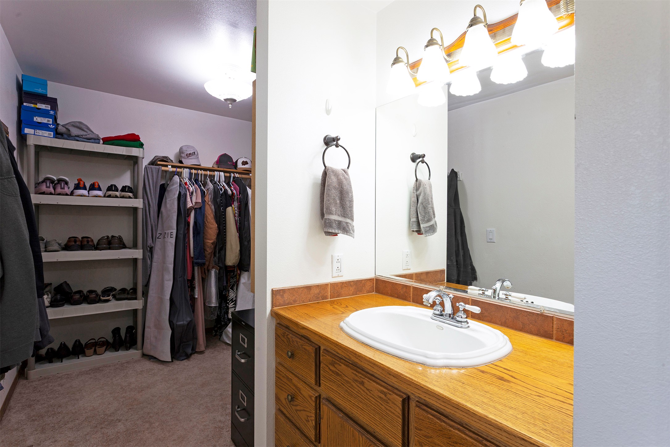 23588 Mullan Road Property Photo 14