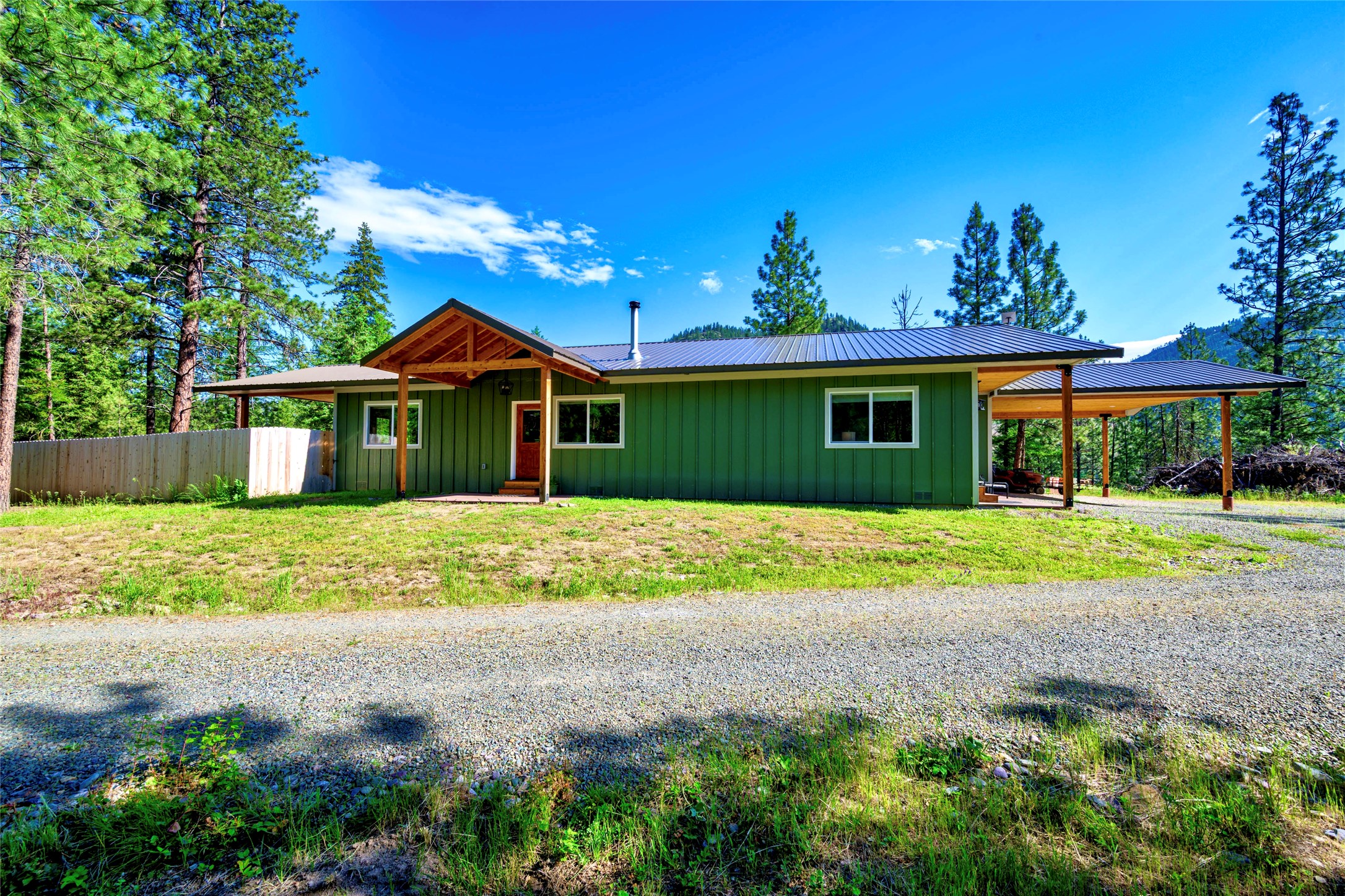 551 Tami Drive E Property Photo 35