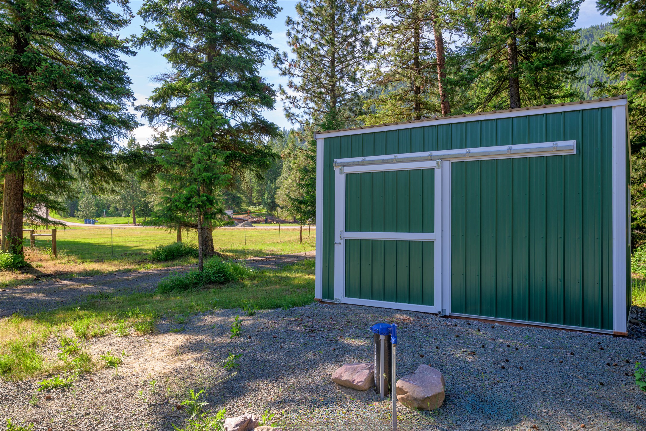 551 Tami Drive E Property Photo 42