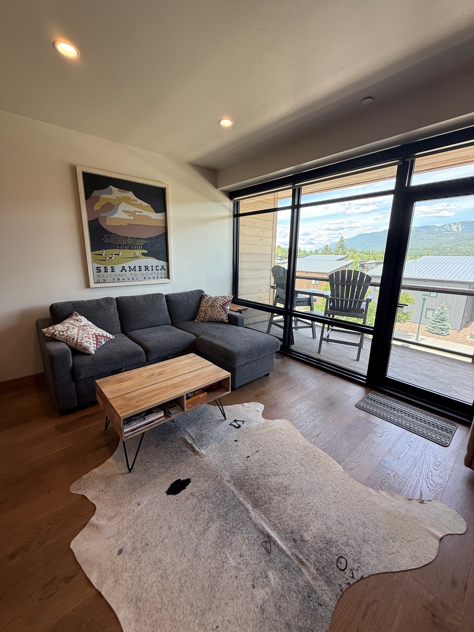86 Serpentine Circle 305 Property Photo 6