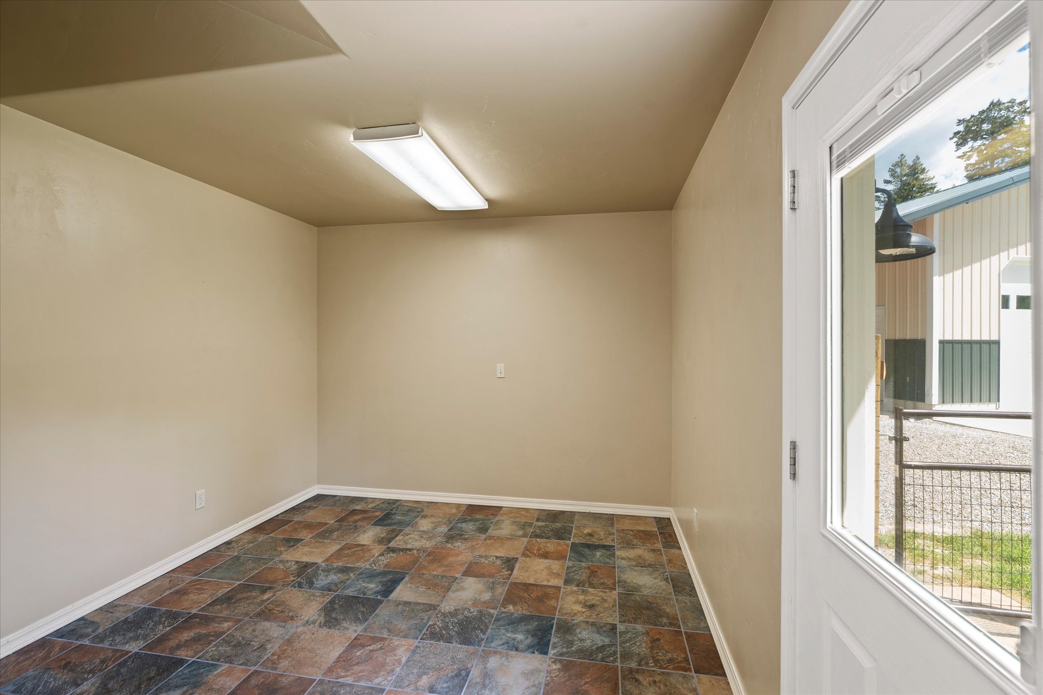 100 Seely Lane Property Photo 30