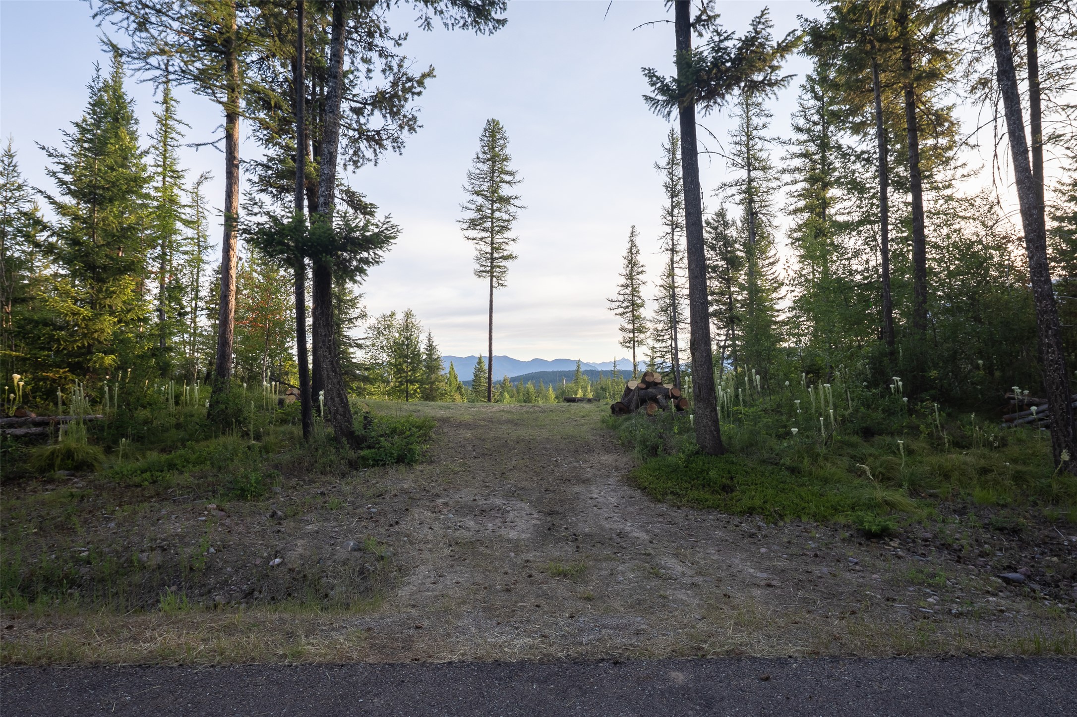 Nhn Glacier Hills Drive W Property Photo 37