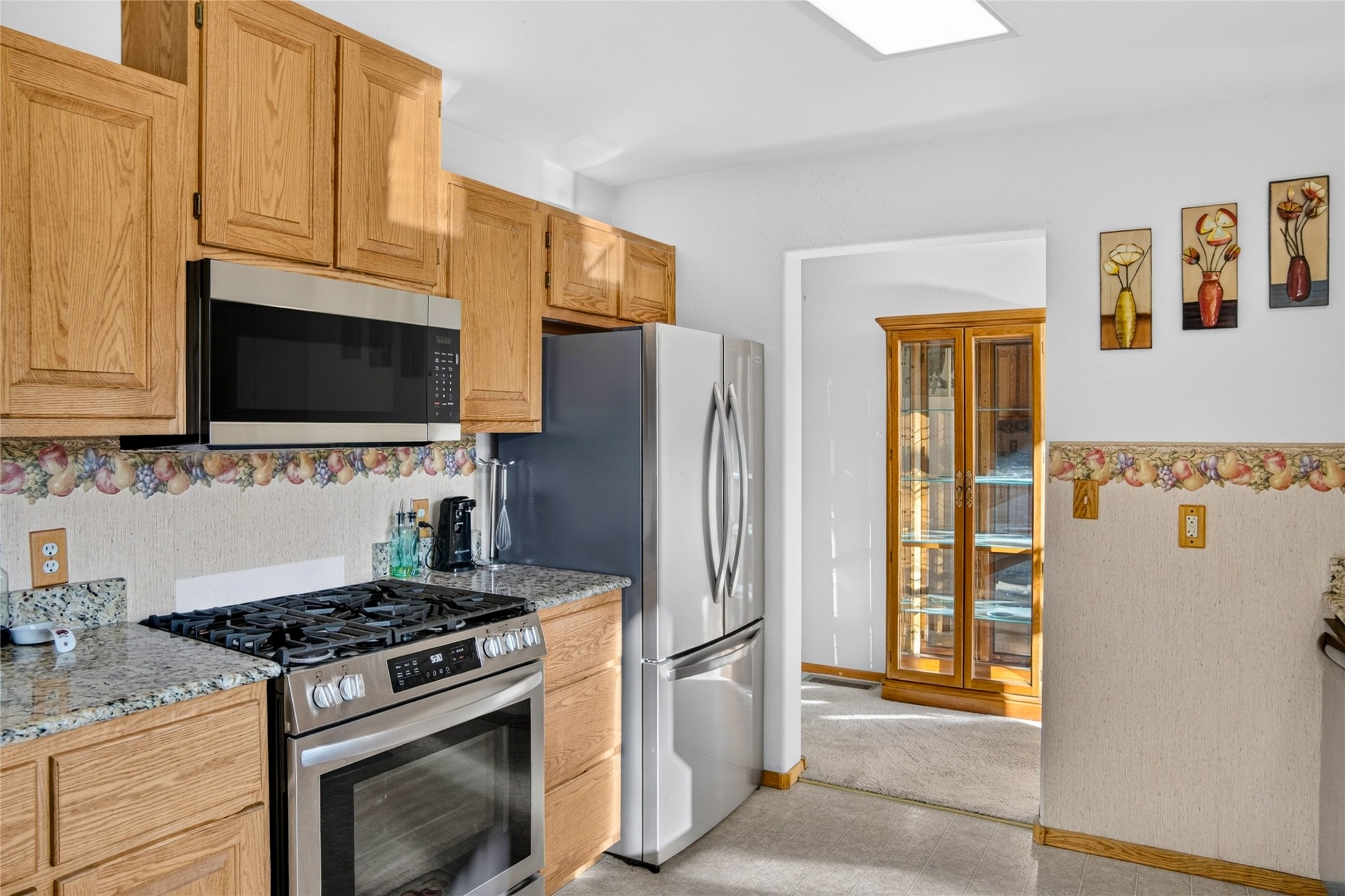 395 Edgewater Drive Property Photo 13