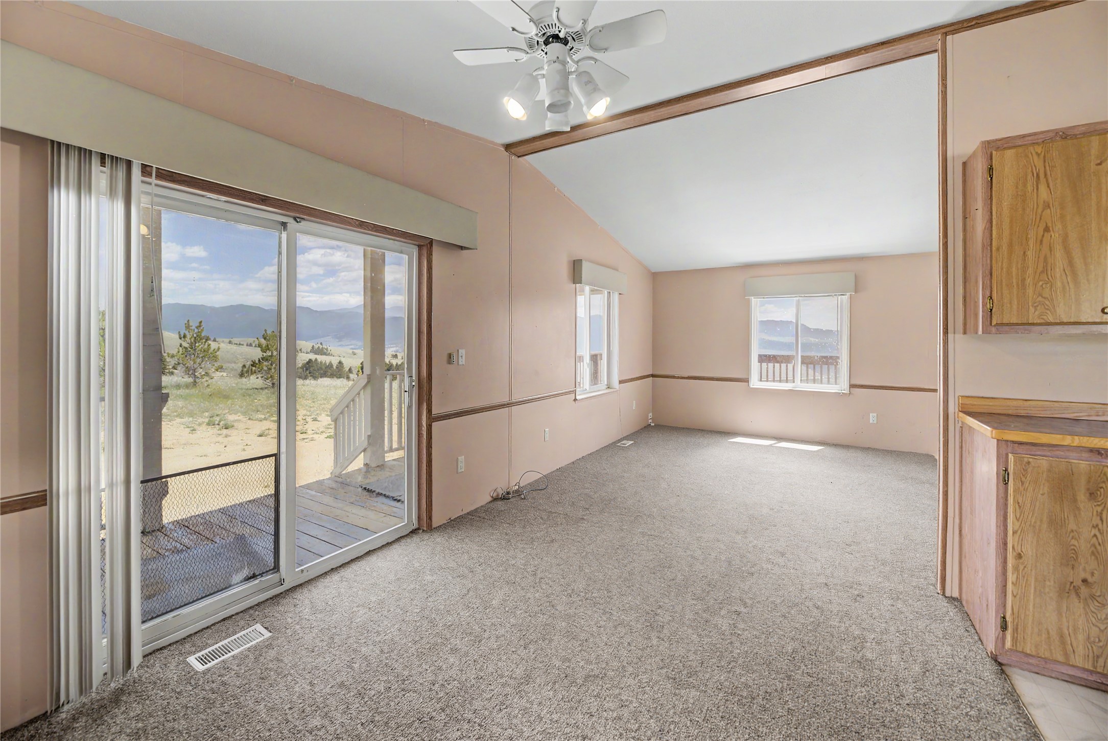 11 Silver Bell Road Property Photo 7