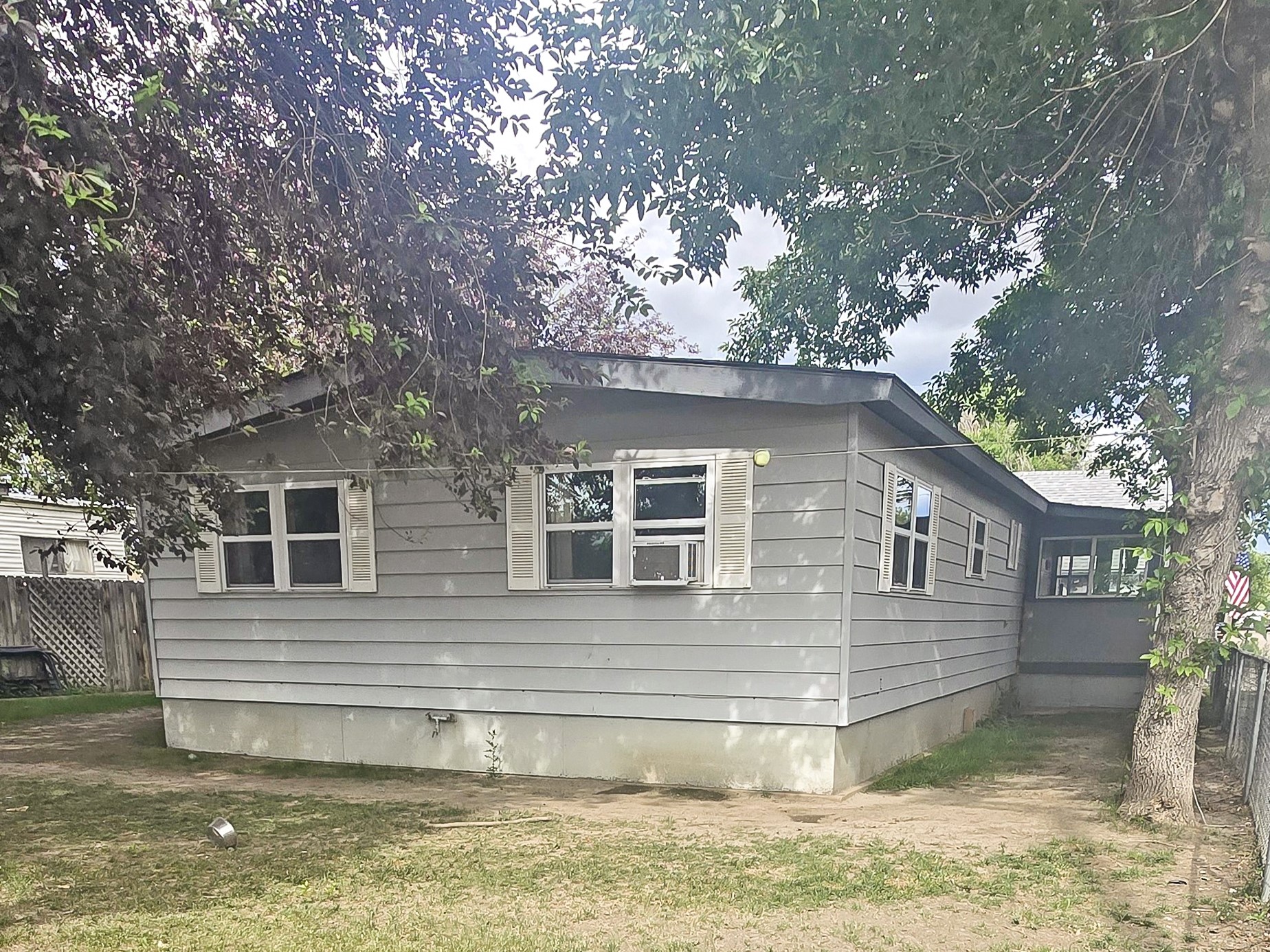 209 Madison Street Property Photo 1