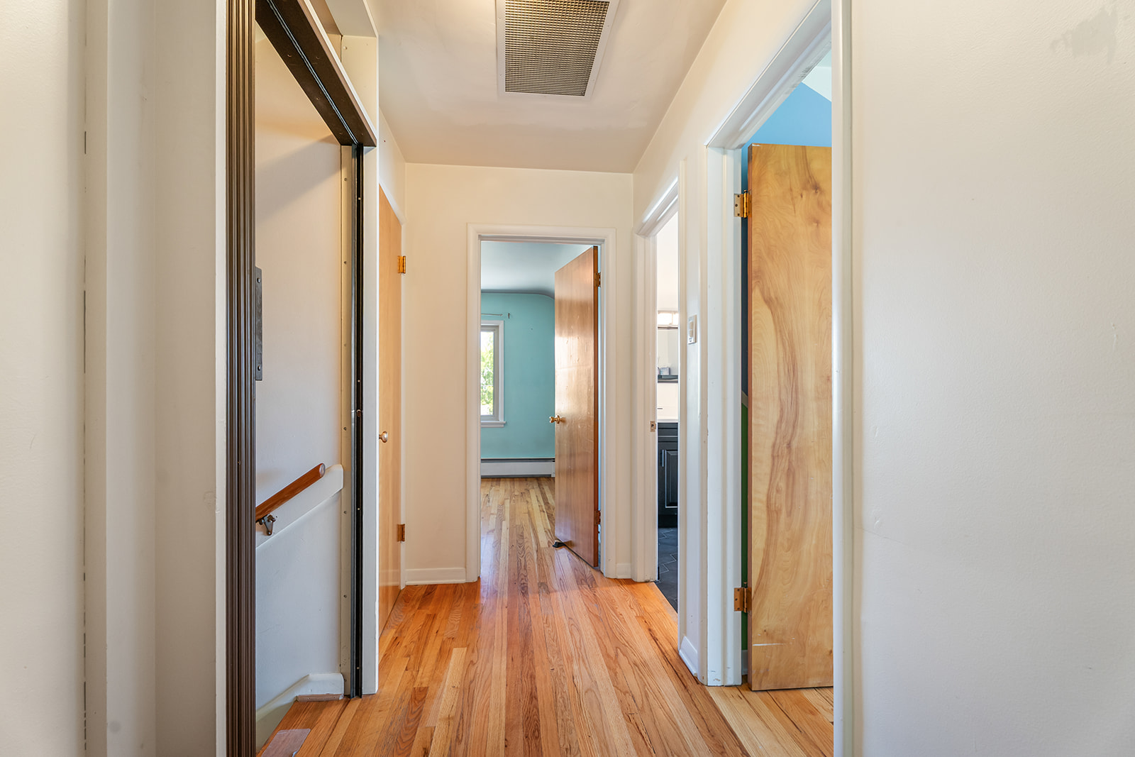 1037 N Ewing Street Property Photo 45