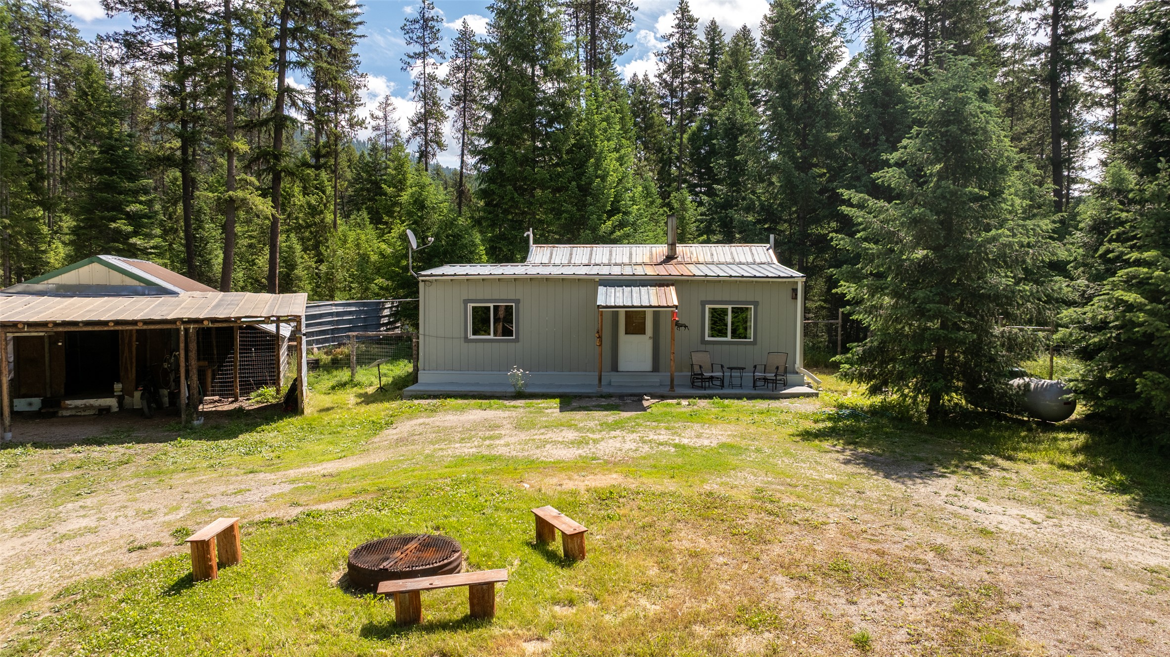 623 Cabin City Loop Property Photo 8