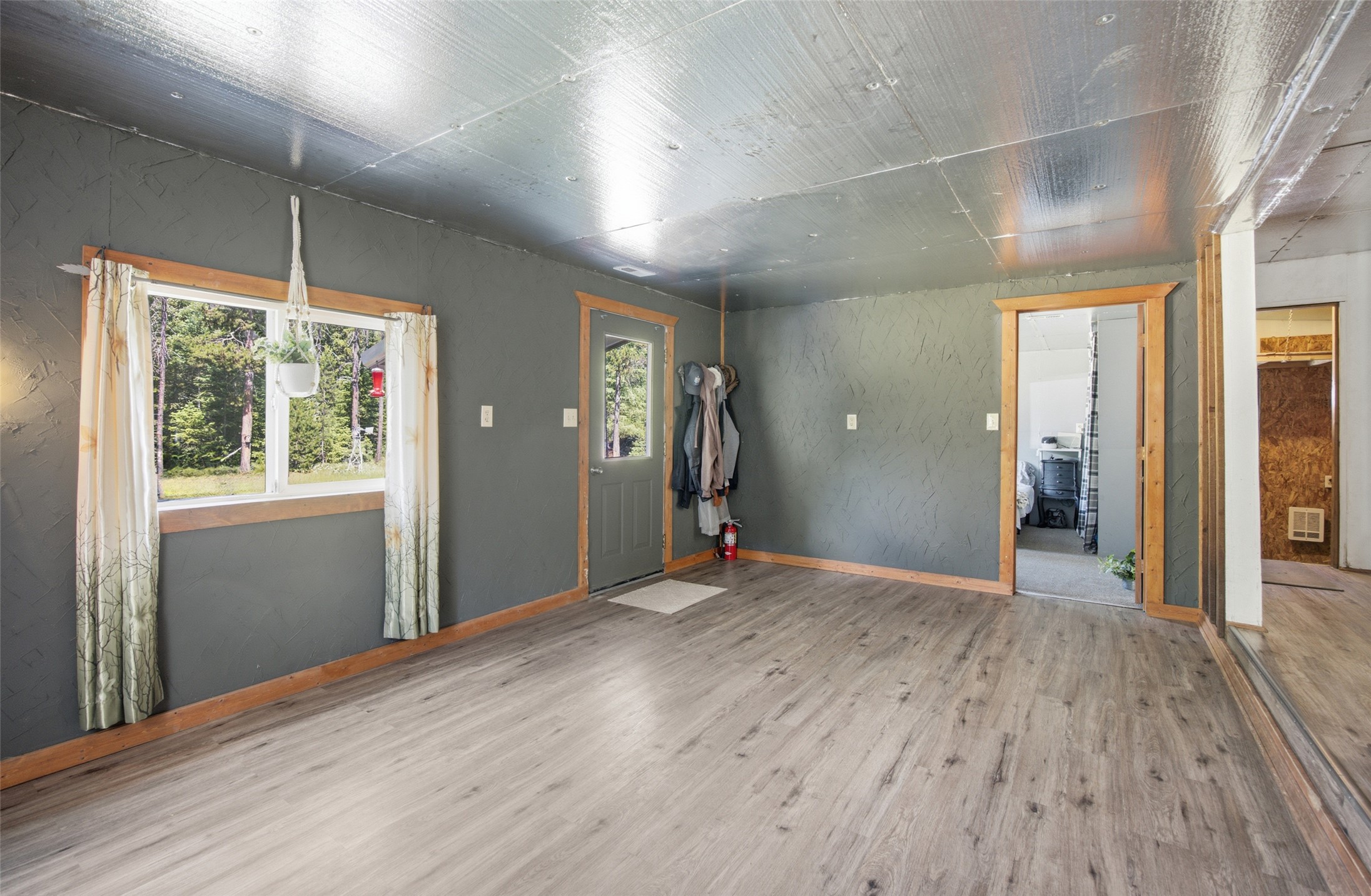 623 Cabin City Loop Property Photo 12