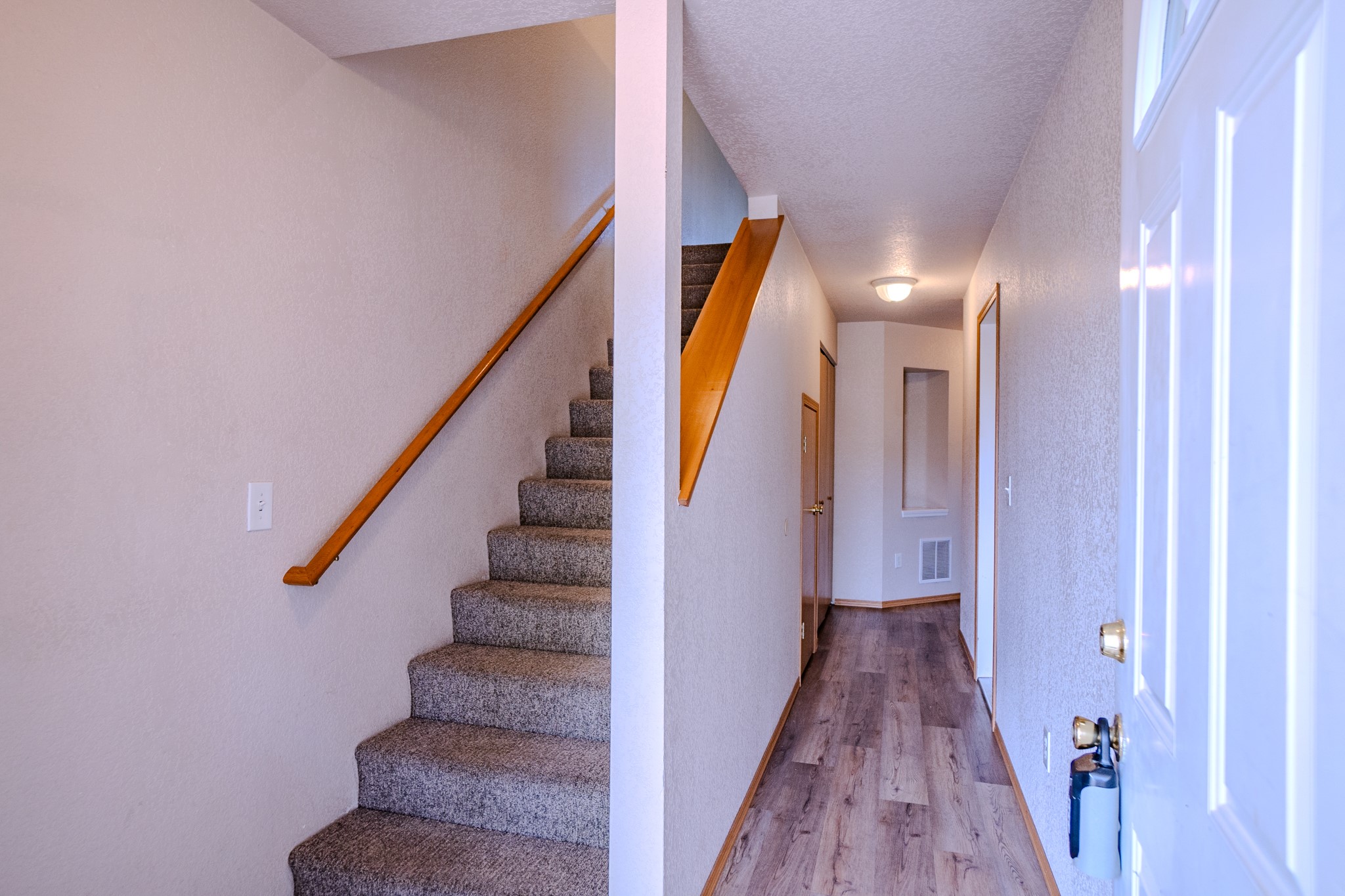 1915 Montana Street D Property Photo 6