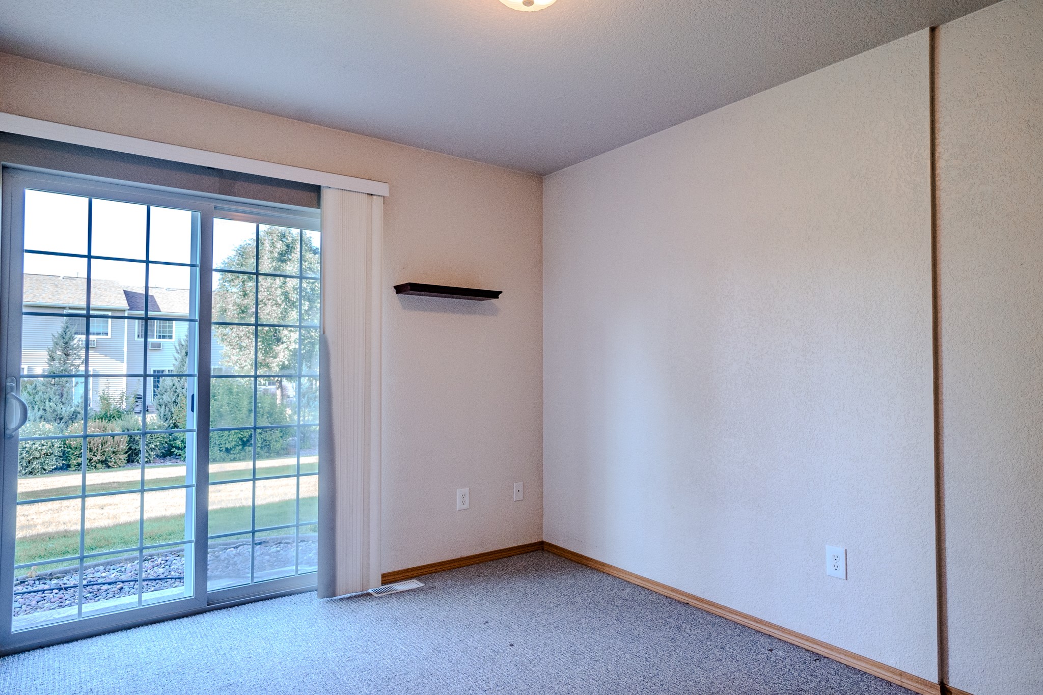 1915 Montana Street D Property Photo 20