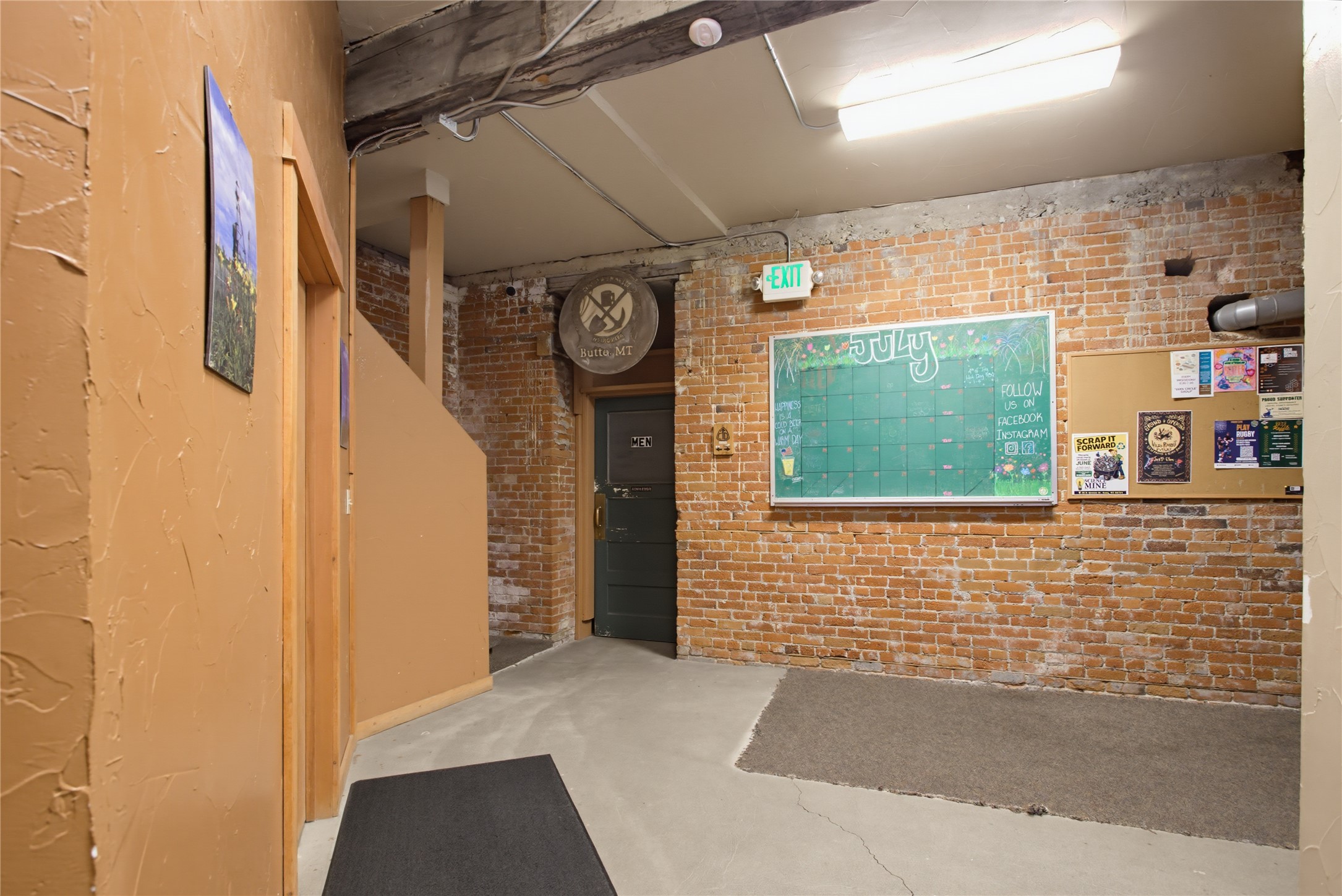 120 W Broadway Street Property Photo 34