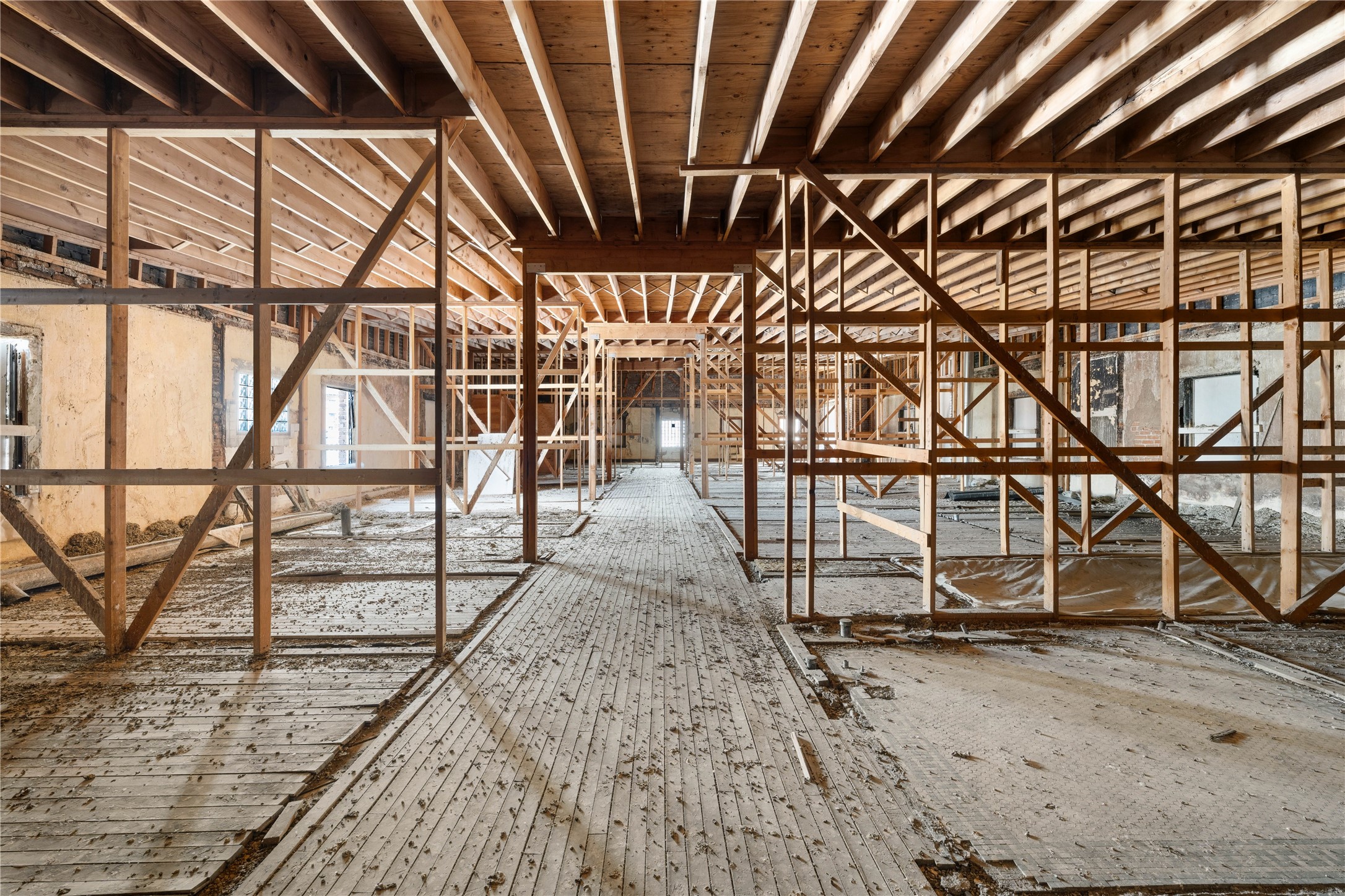 120 W Broadway Street Property Photo 40