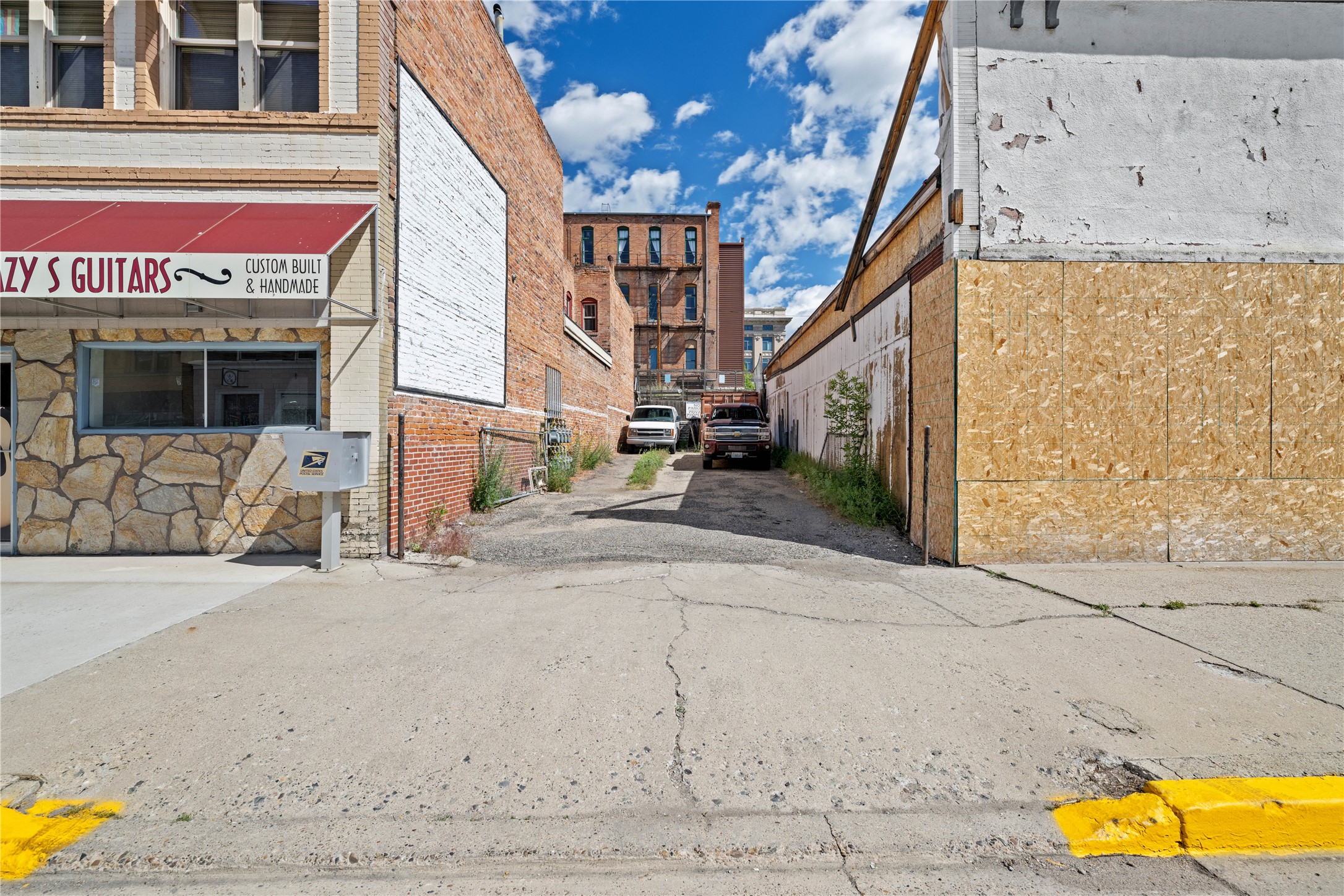 120 W Broadway Street Property Photo 45