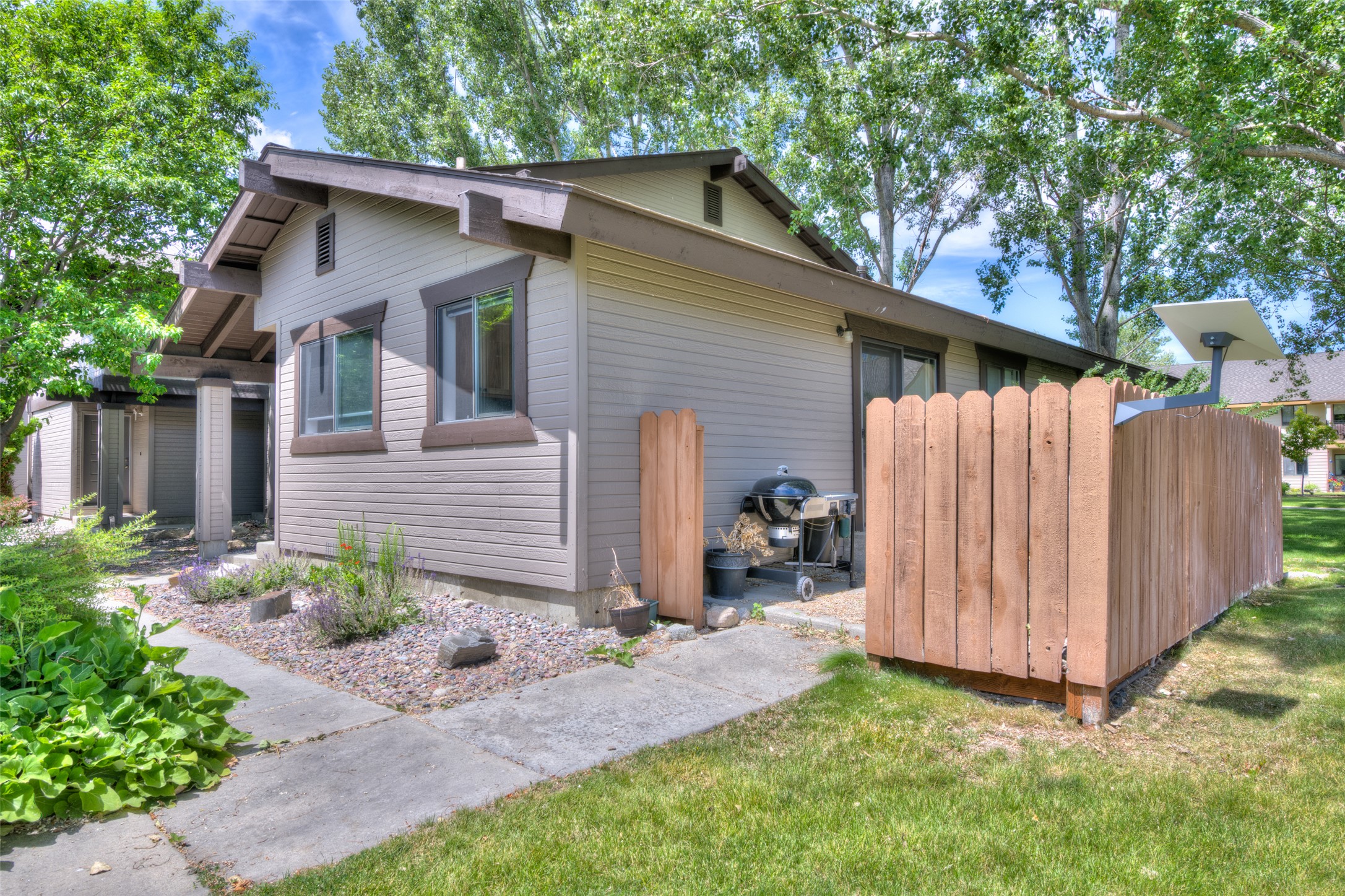 1150 Pine Street A Property Photo 1