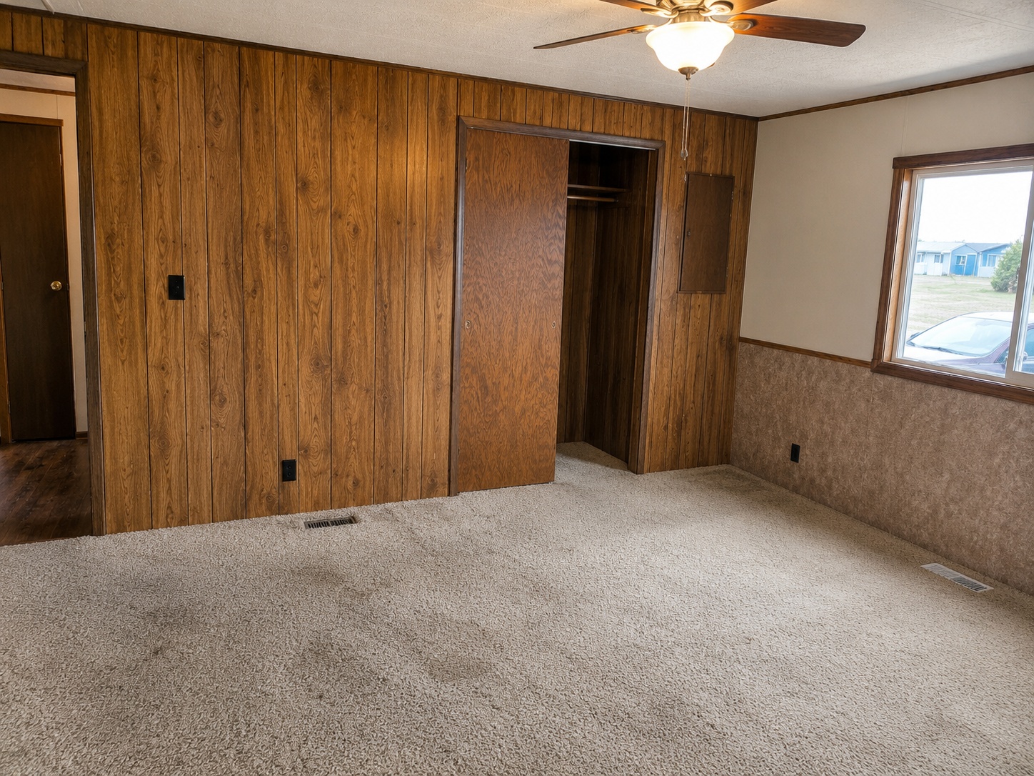 406 Southwood Drive Property Photo 10