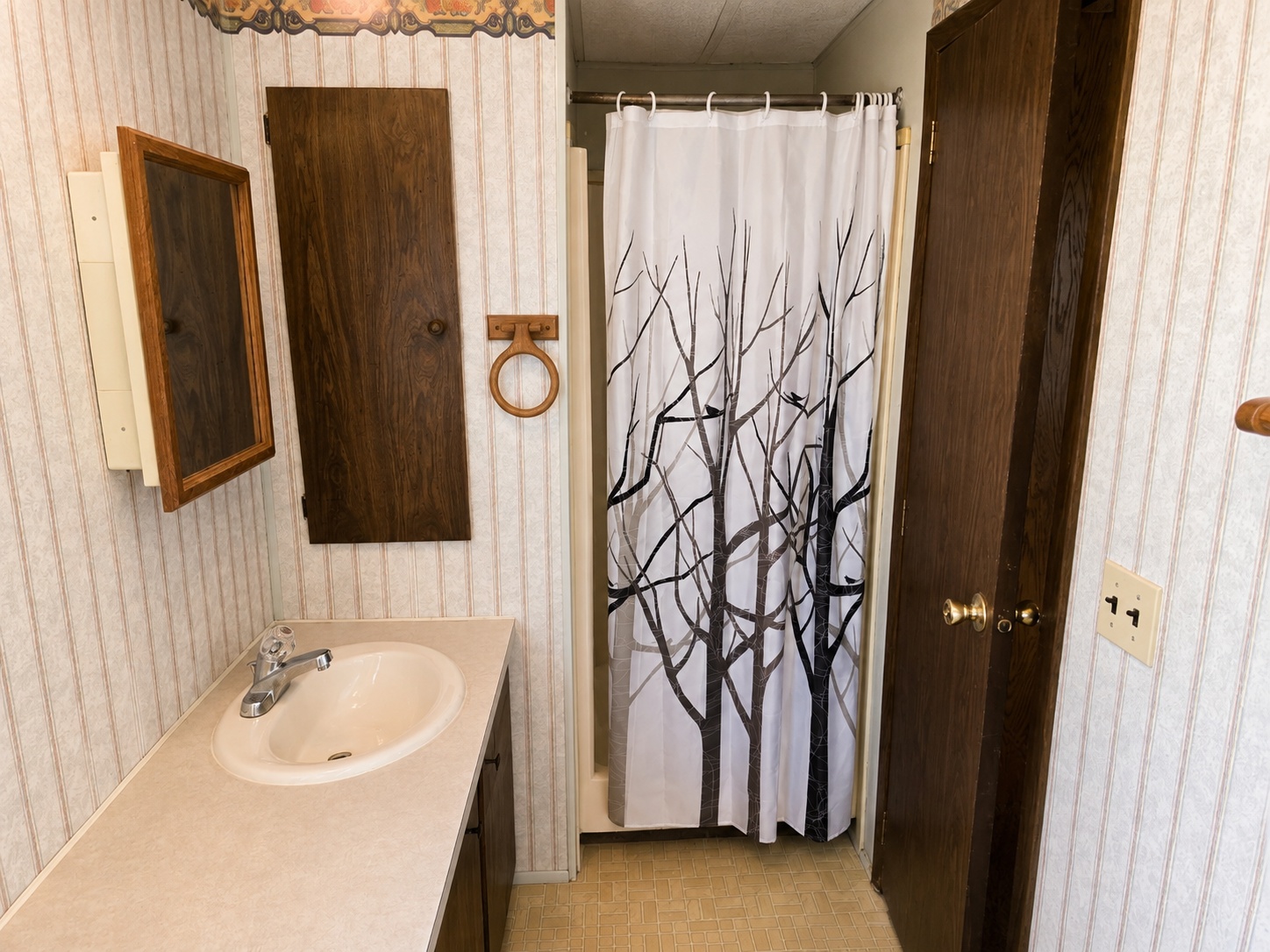 406 Southwood Drive Property Photo 12