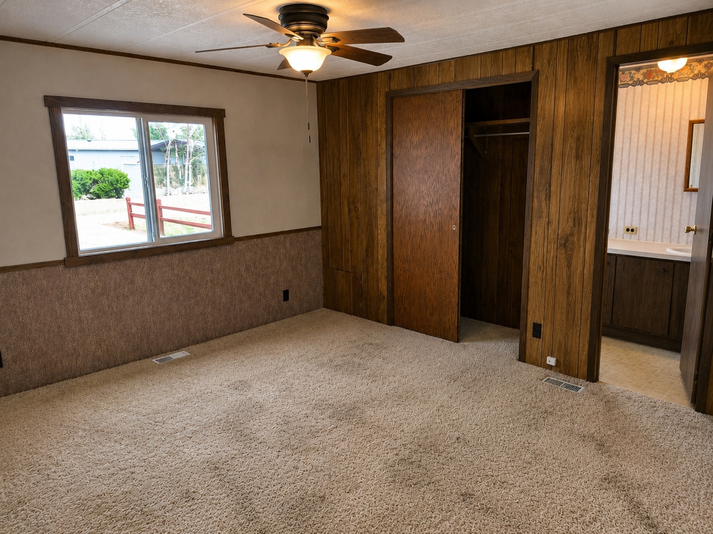 406 Southwood Drive Property Photo 13