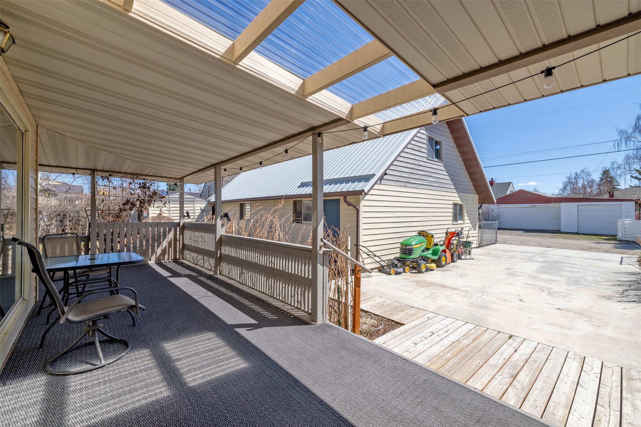800 St Marys Avenue Property Photo 6